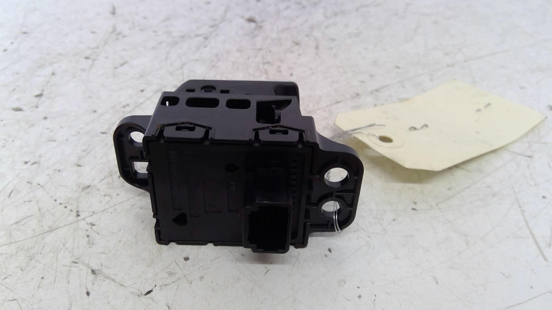 Leva freno a mano elettrico NISSAN QASHQAI 2 PHASE 1 Gasolina - 1