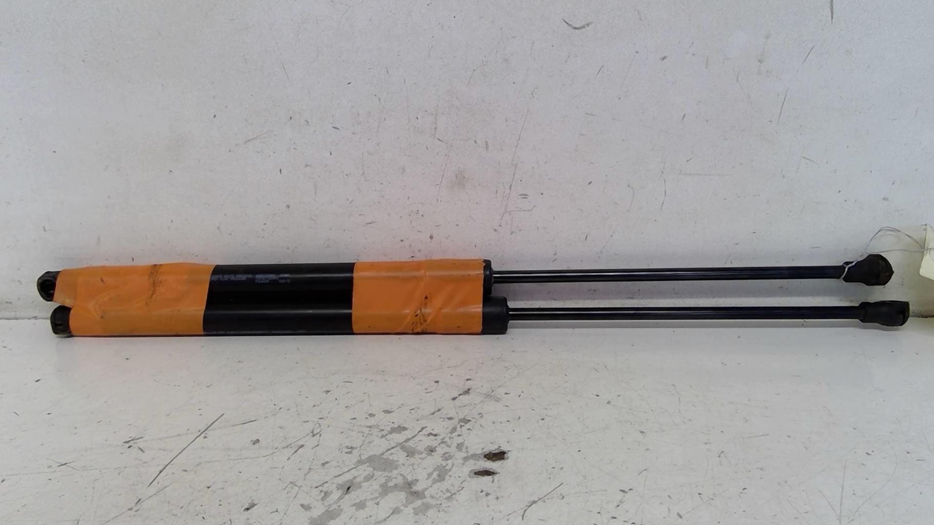 Verin de coffre CITROEN C3 2 PHASE 1 Essence - 1