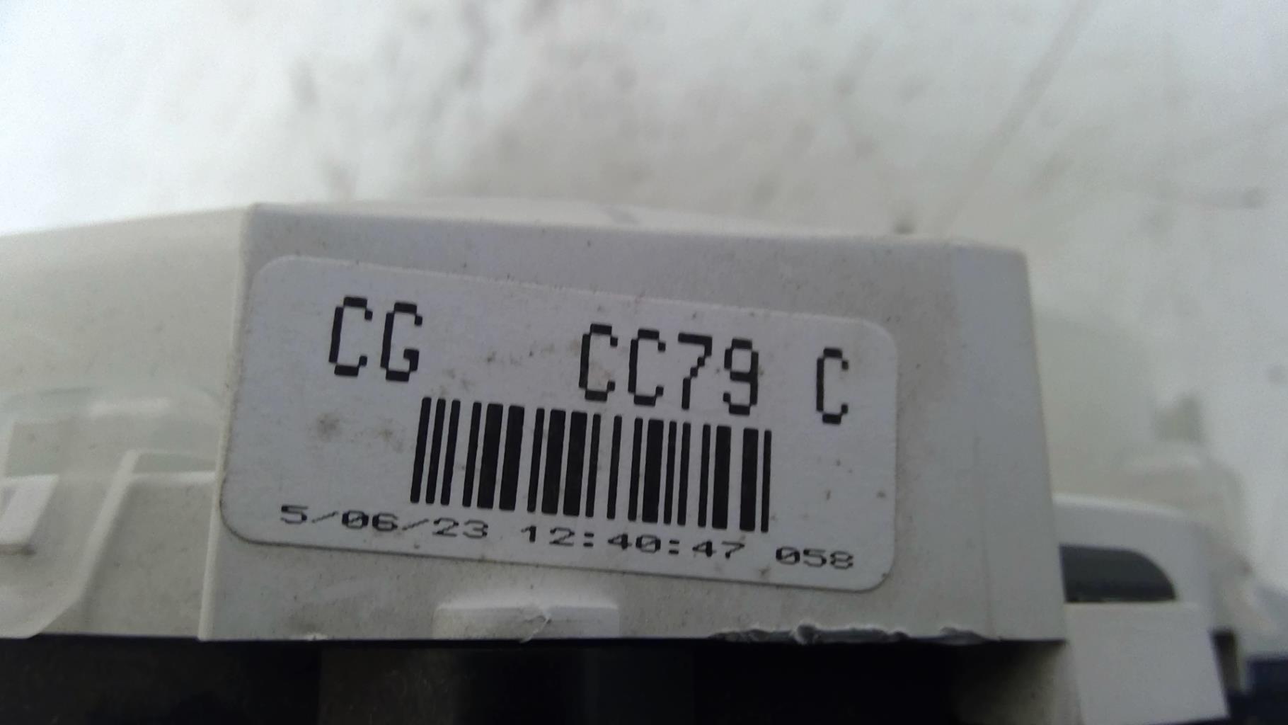 Compteur MAZDA 5 1 PHASE 1 Diesel - 1