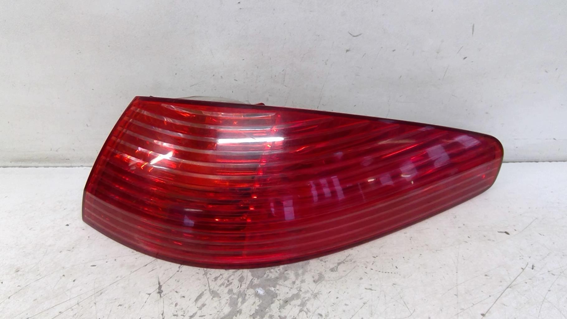 Fanale posteriore principale destro (luci) PEUGEOT 607 PHASE 1 Diésel - 1