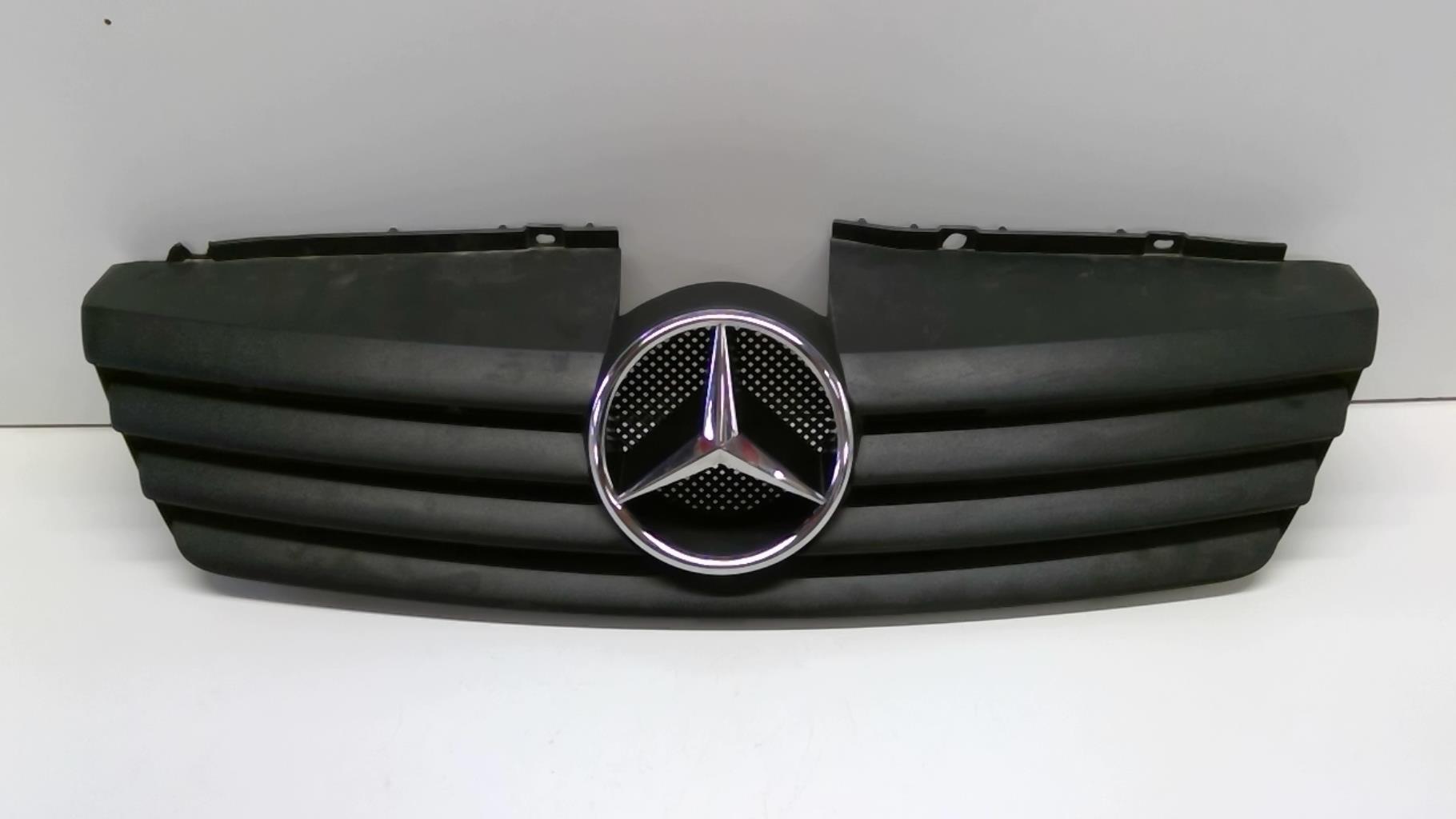 Calandre MERCEDES VANEO 414 Diesel - 1