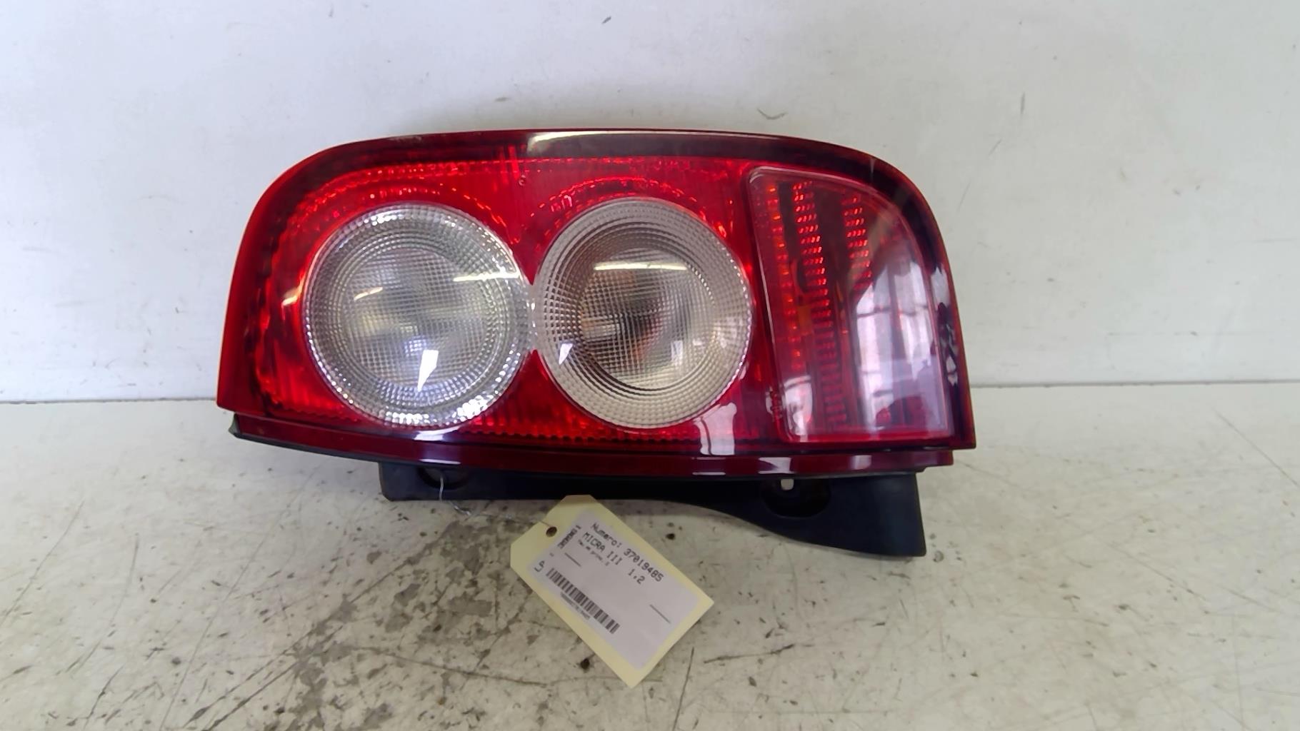 Fanale posteriore principale destro (luci) NISSAN MICRA 3 PHASE 1 Gasolina - 1