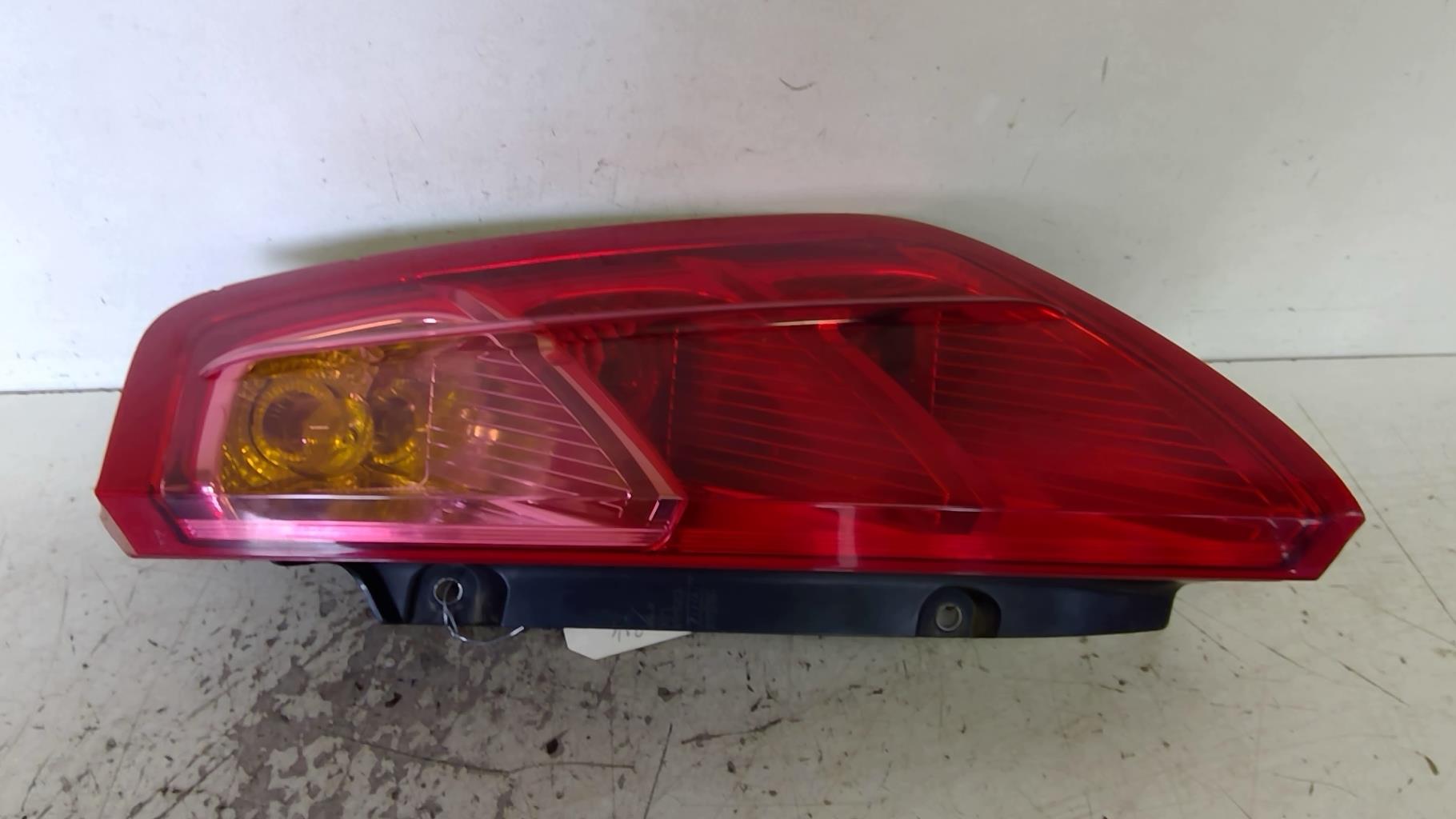 Fanale posteriore principale destro (luci) FIAT GRANDE PUNTO Diésel - 1