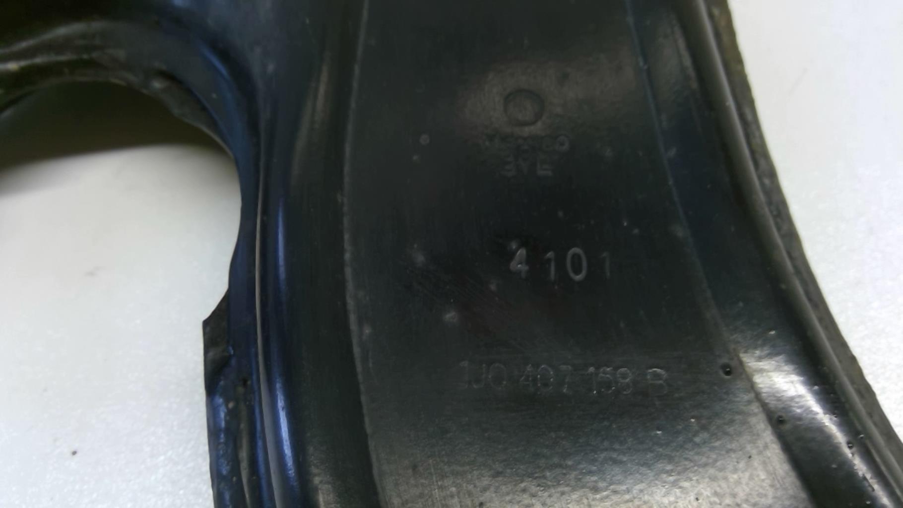 Triangolo inferiore anteriore sinistro VOLKSWAGEN NEW BEETLE 1 PHASE 1 Gasolina - 1