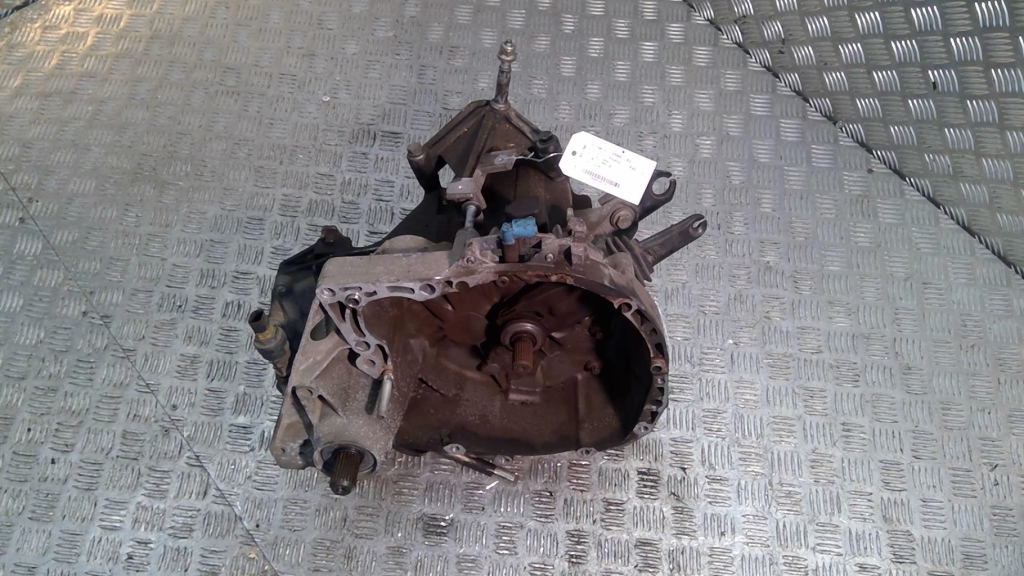 Boite de vitesses RENAULT CLIO 2 PHASE 1 Essence - 1