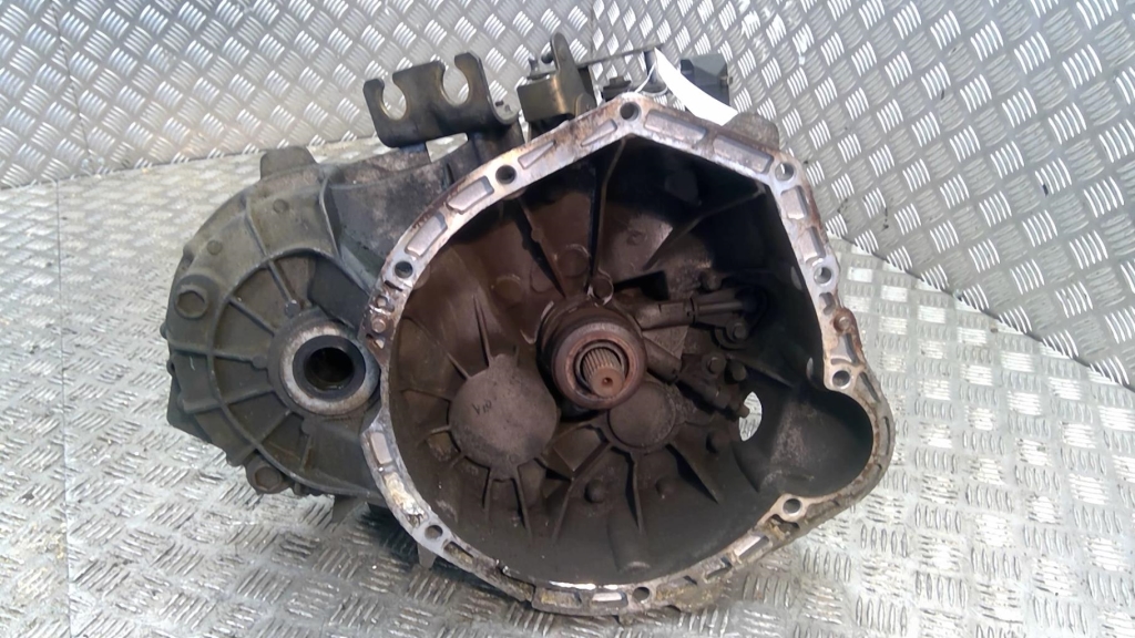 Boite de vitesses MERCEDES VITO 638  - 1