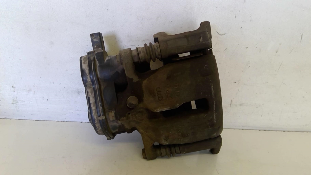 Pinza freni posteriore sinistra AUDI A4 3 AVANT PHASE 1 BREAK Diésel - 1
