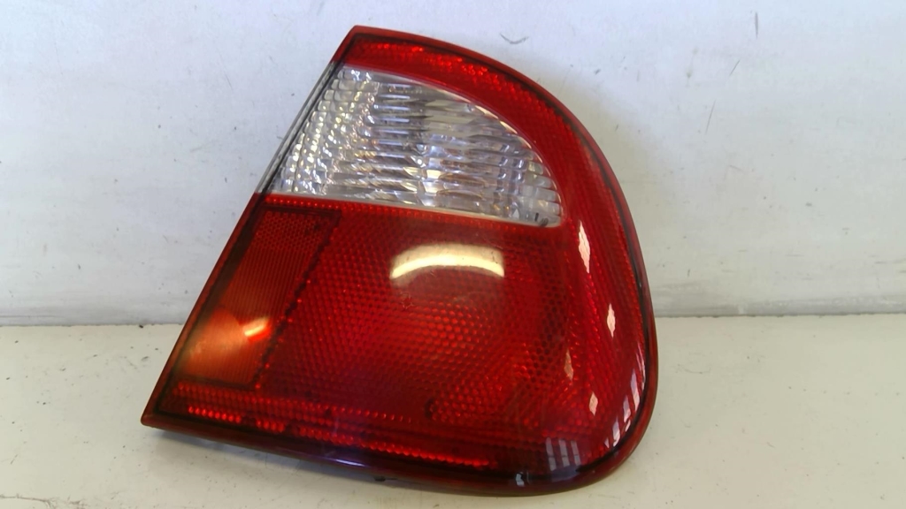 Fanale posteriore principale destro (luci) SEAT CORDOBA 1 PHASE 2 COUPE Diésel - 1