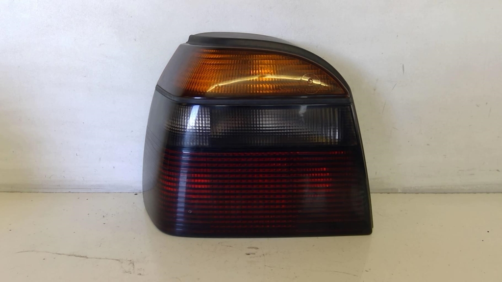 Fanale posteriore principale sinistro (luci) VOLKSWAGEN GOLF 3 Gasolina - 1