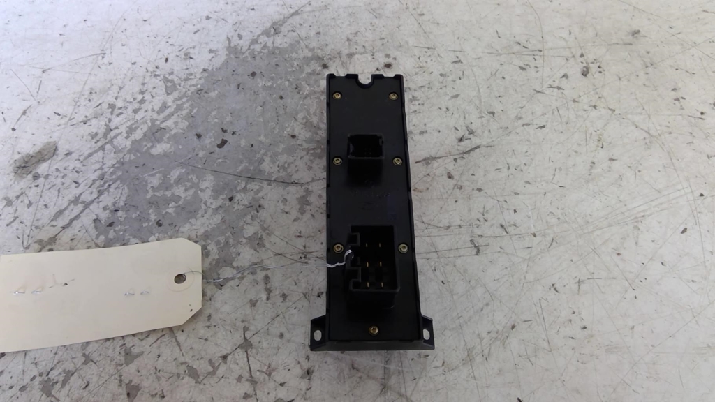 Interruttore lavacristalli anteriore sinistro FORD C-MAX 1 PHASE 1 Diésel - 1