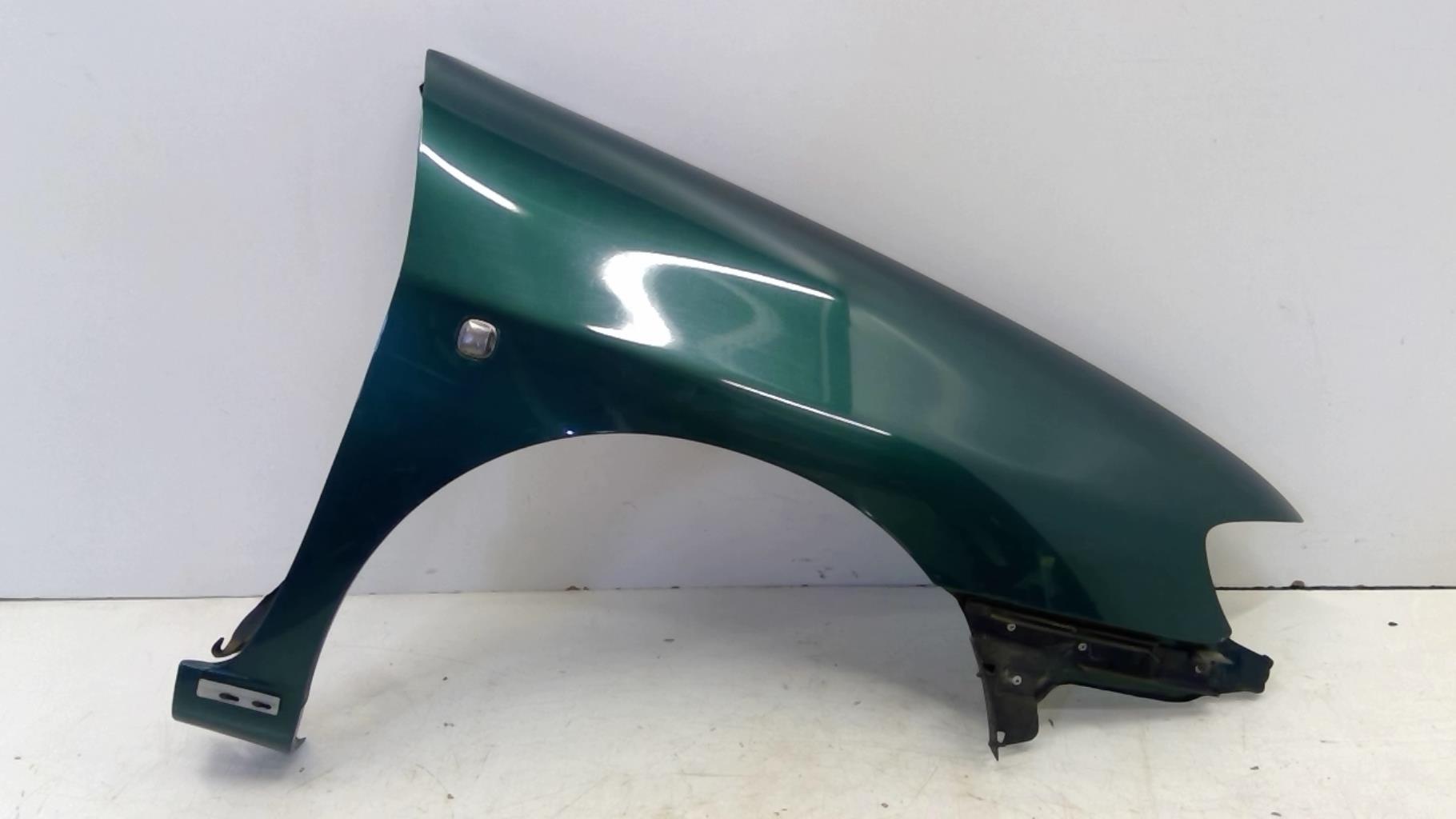 Parafango anteriore destro SEAT CORDOBA 1 PHASE 2 COUPE Diésel - 1