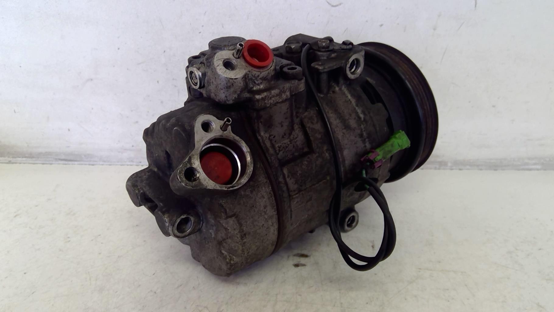 Compresseur clim AUDI A4 1 AVANT PHASE 2 BREAK Diesel - 1