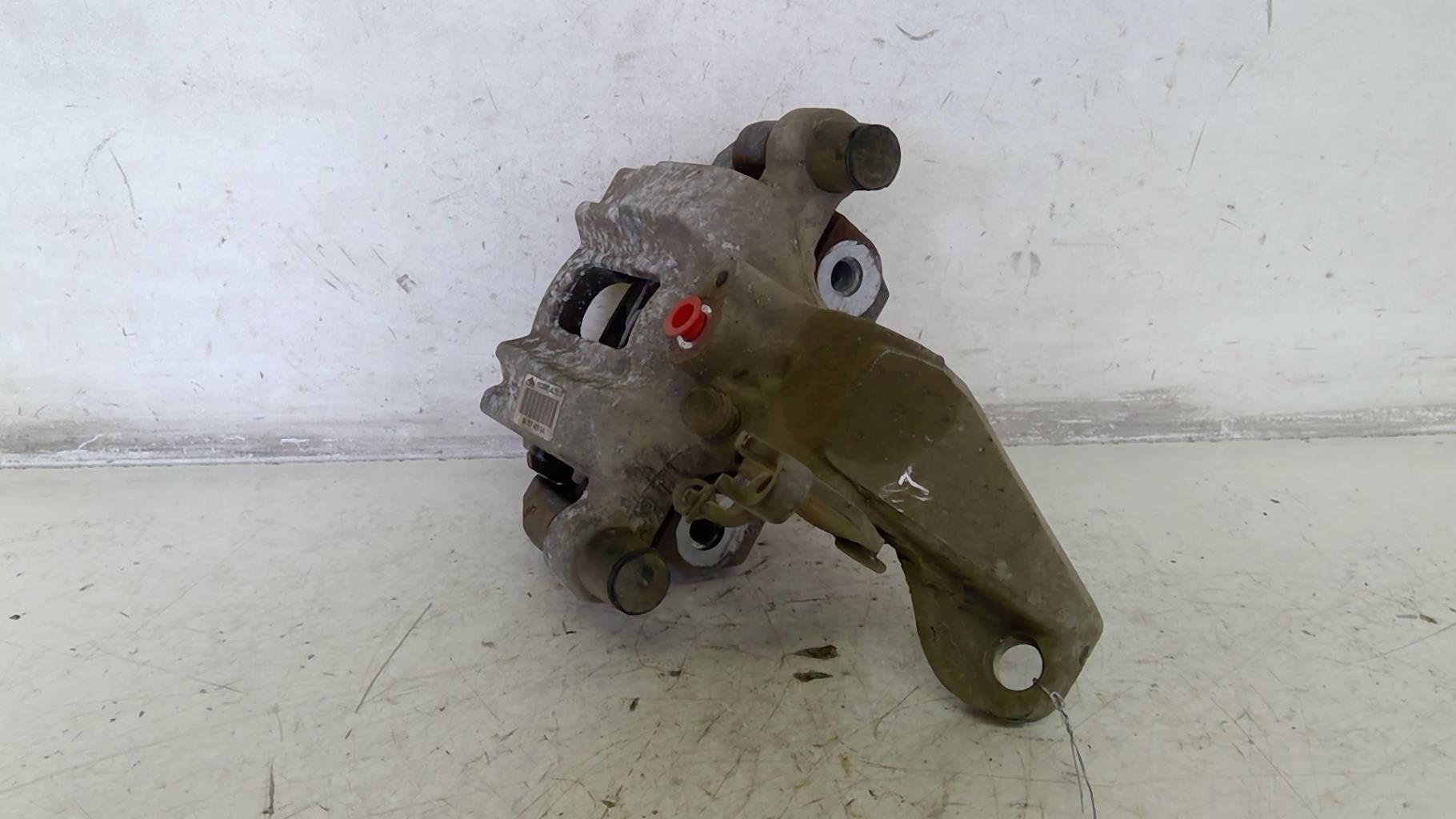 Pinza freni posteriore destra PEUGEOT 308 2 SW PHASE 1 BREAK Diésel - 1