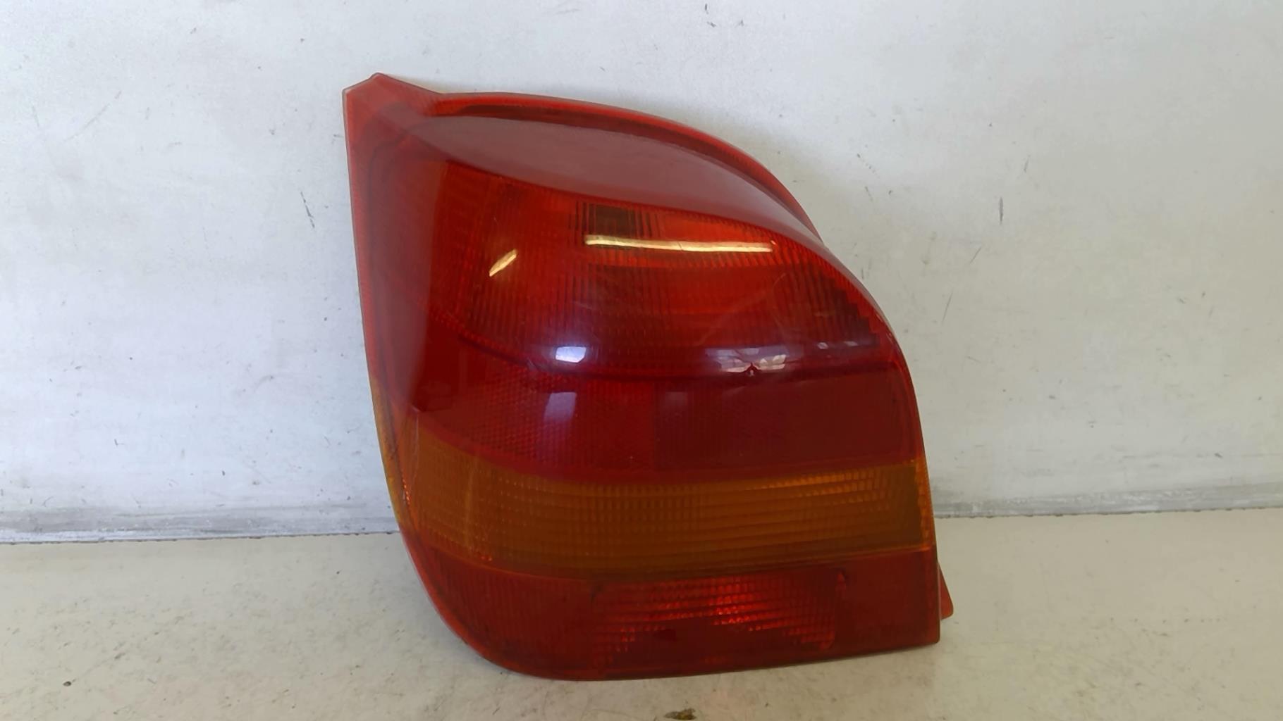Fanale posteriore principale sinistro (luci) FORD FIESTA 3 PHASE 2 Gasolina - 1