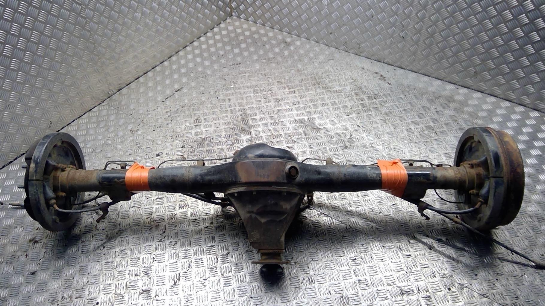 Pont (propulsion) MITSUBISHI L 200 3 Diesel - 1