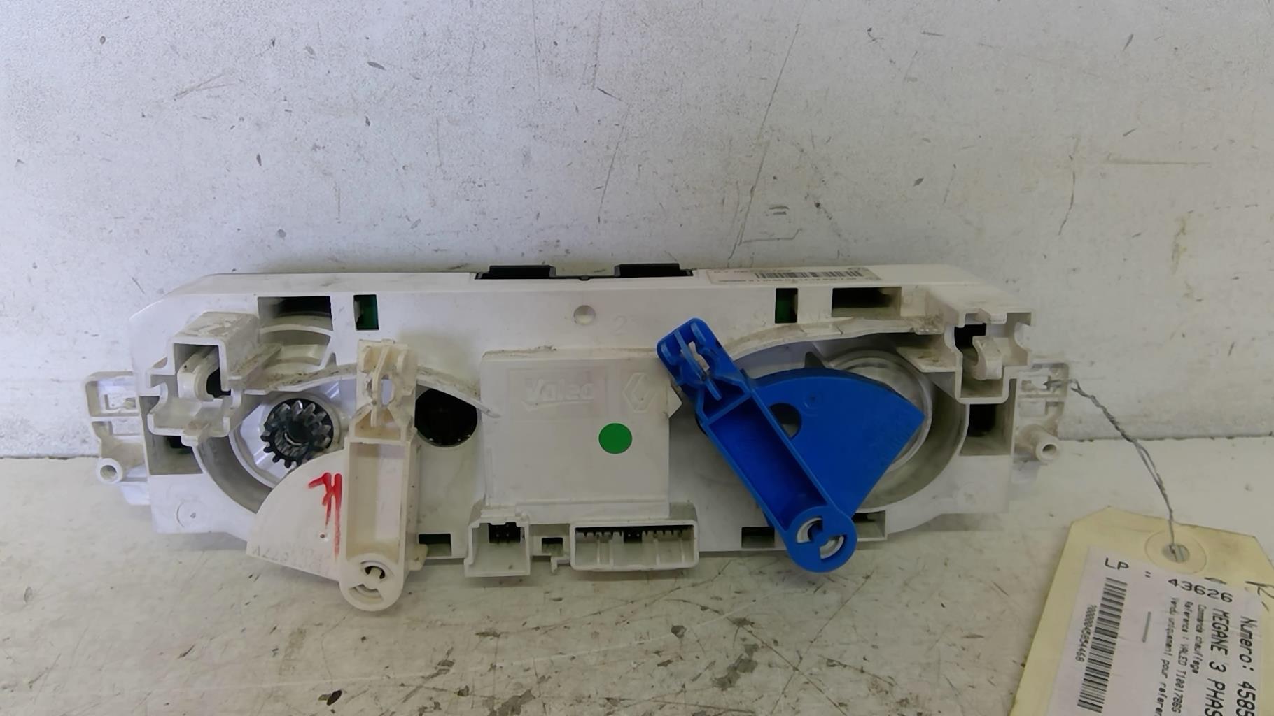 Commande chauffage RENAULT MEGANE 3 PHASE 1 COUPE Diesel - 1