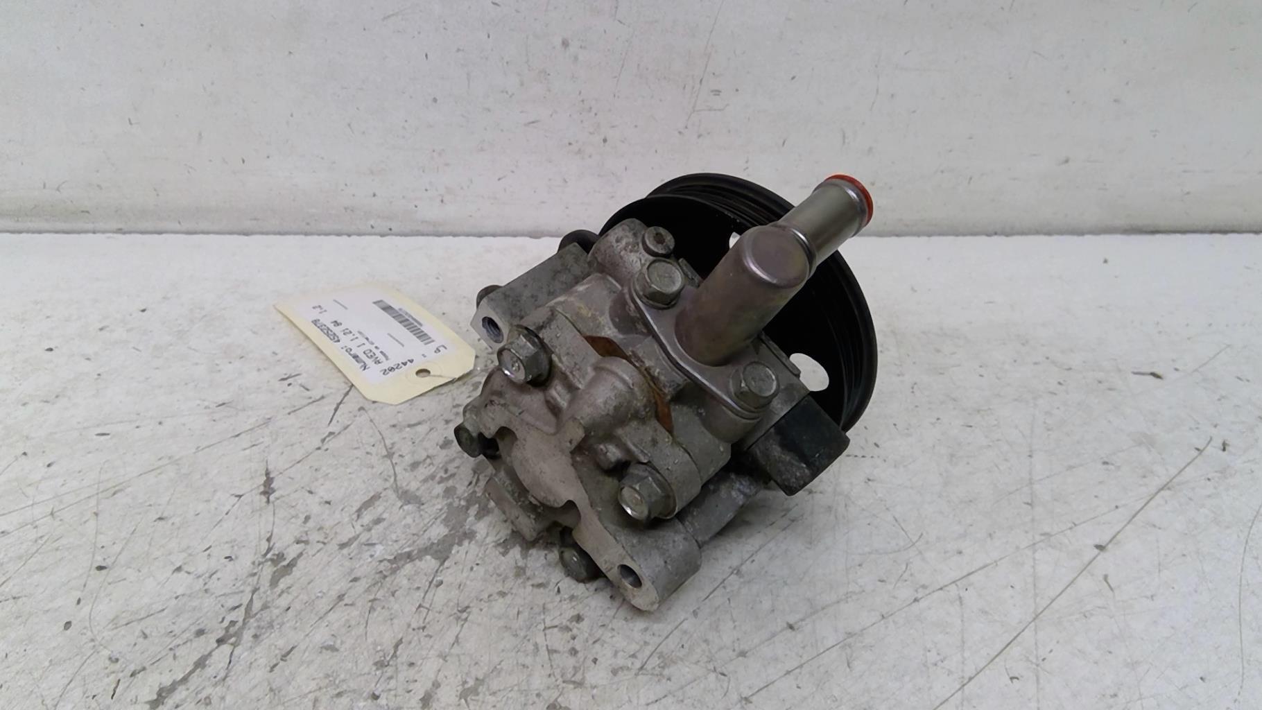 Pompe de direction CHEVROLET AVEO 1 Essence - 1