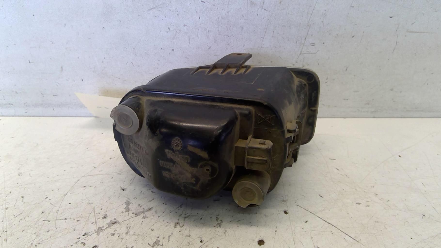 Fendinebbia destro (luci) FORD MONDEO 1  - 1