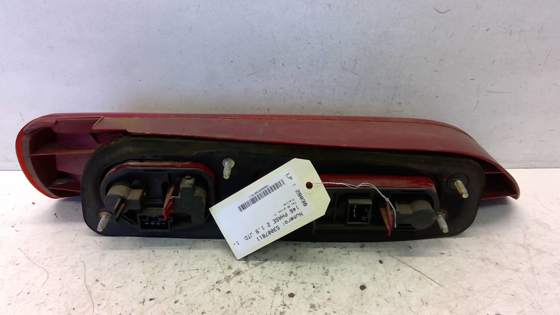 Fanale posteriore principale destro (luci) ALFA ROMEO 146 PHASE 2 Diésel - 1