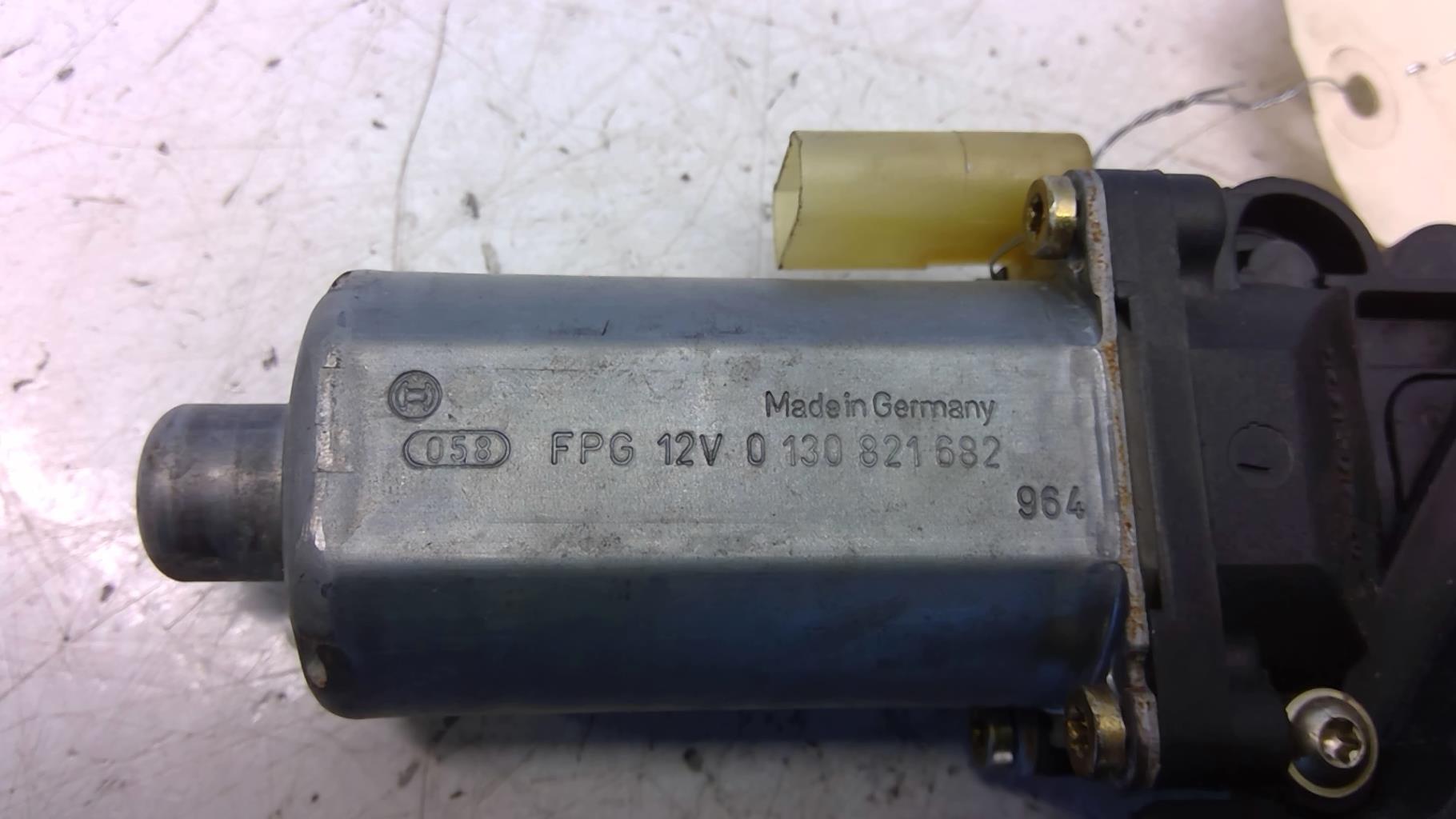 Alzacristalli elettrico anteriore sinistro FORD FIESTA 4 PHASE 1 Gasolina - 1