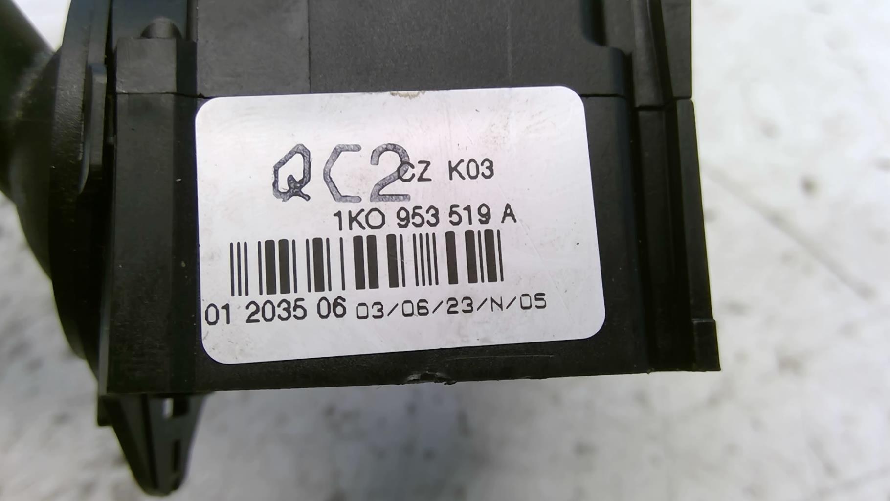 Commodo d'essuie glaces AUDI A3 2 PHASE 1 Diesel - 1