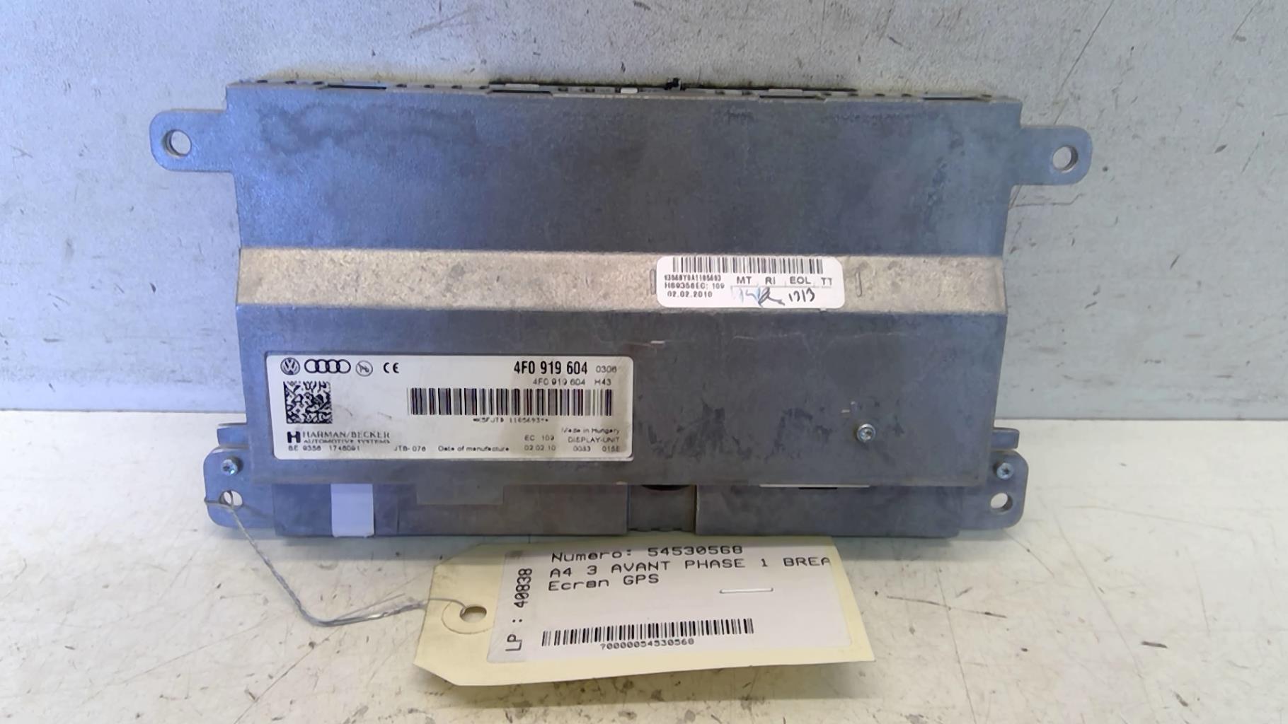 Ecran GPS AUDI A4 3 AVANT PHASE 1 BREAK Diesel - 1