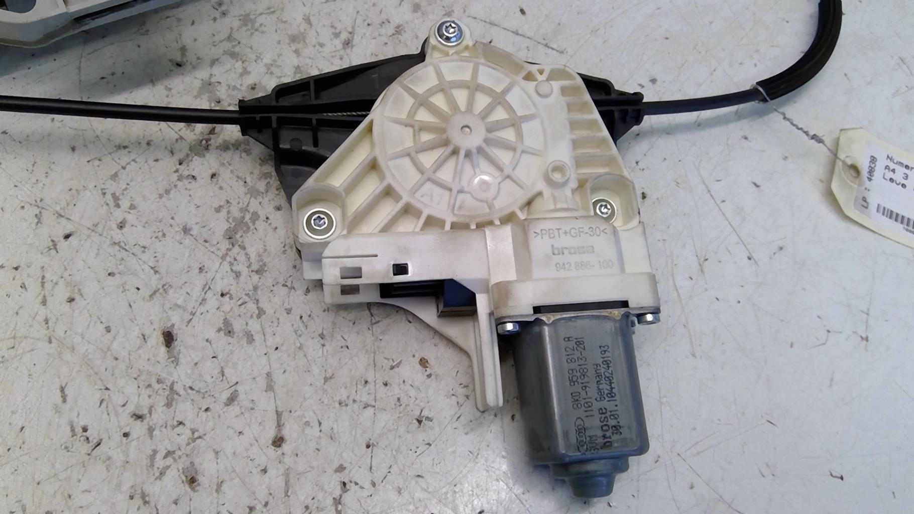 Alzacristalli elettrico posteriore destro AUDI A4 3 AVANT PHASE 1 BREAK Diésel - 1