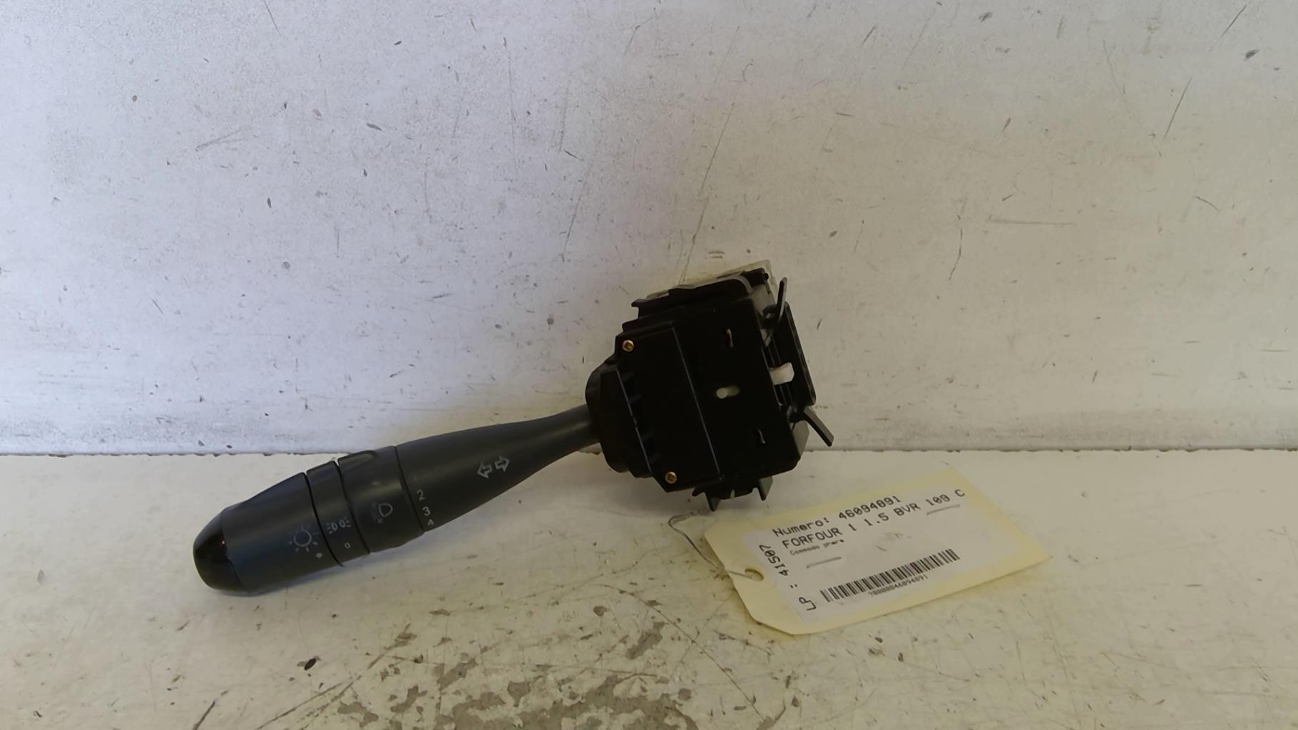 Commodo phare SMART FORFOUR 1 Essence - 1