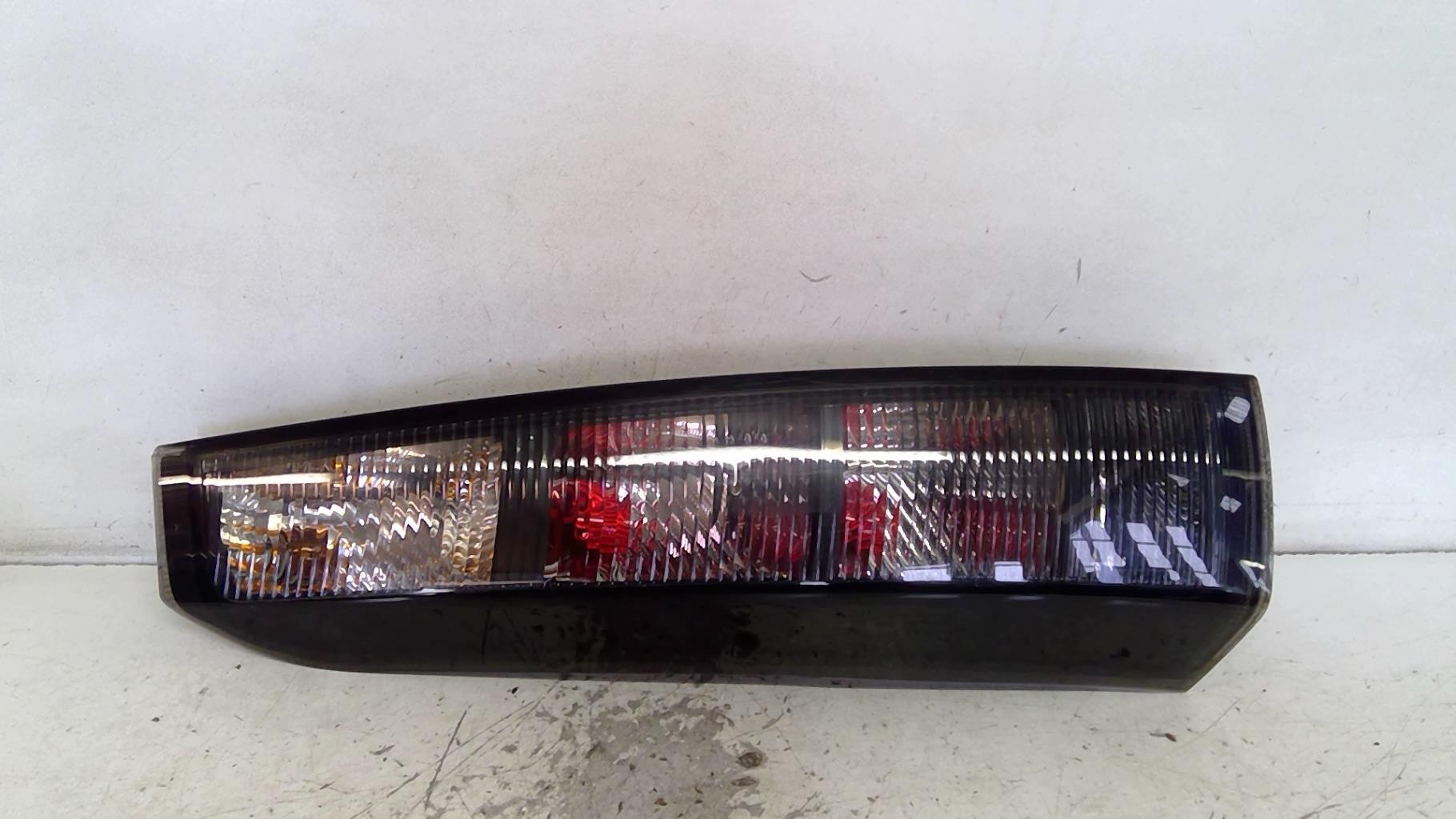 Fanale posteriore principale sinistro (luci) OPEL MERIVA A PHASE 2 Gasolina - 1