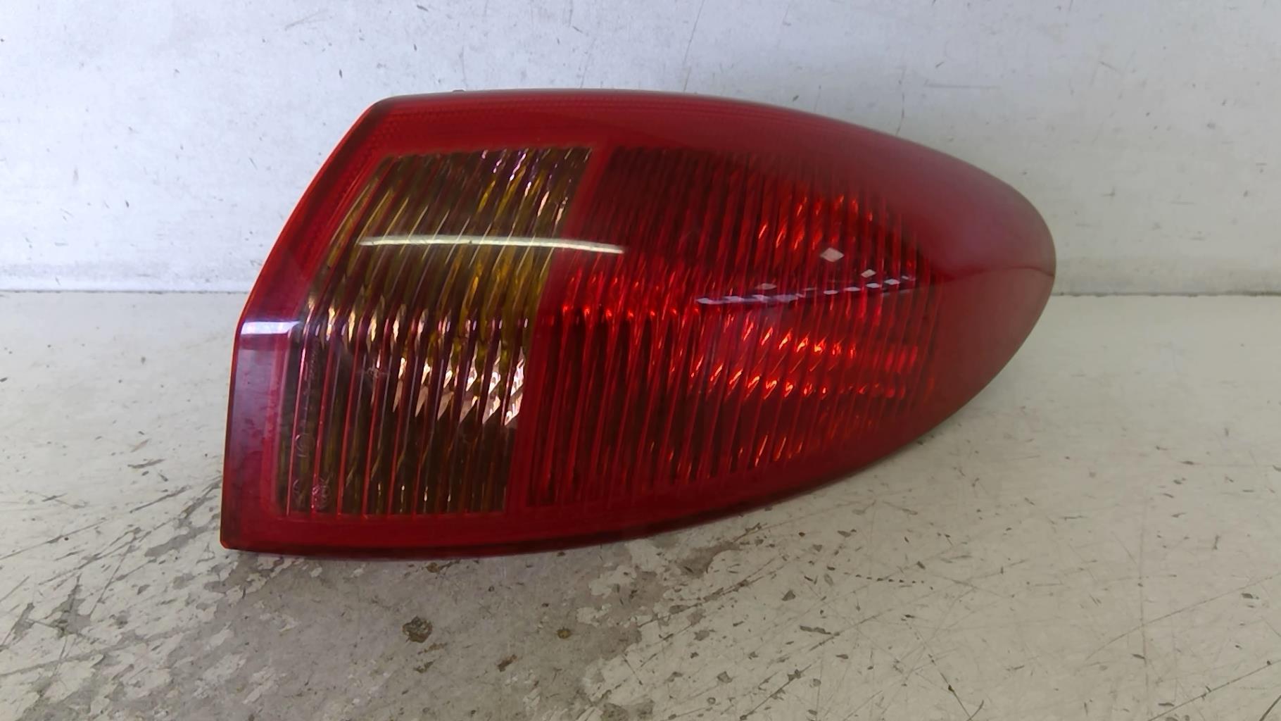 Fanale posteriore principale destro (luci) ALFA ROMEO 147 PHASE 2 Diésel - 1