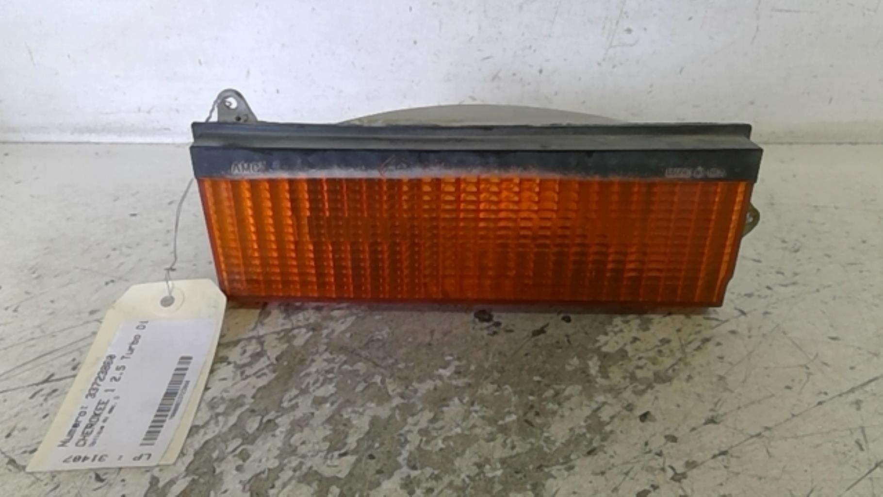 Gruppo ottico anteriore secondario destro (luci)(freccia) JEEP CHEROKEE 1 PHASE 1 Diésel - 1