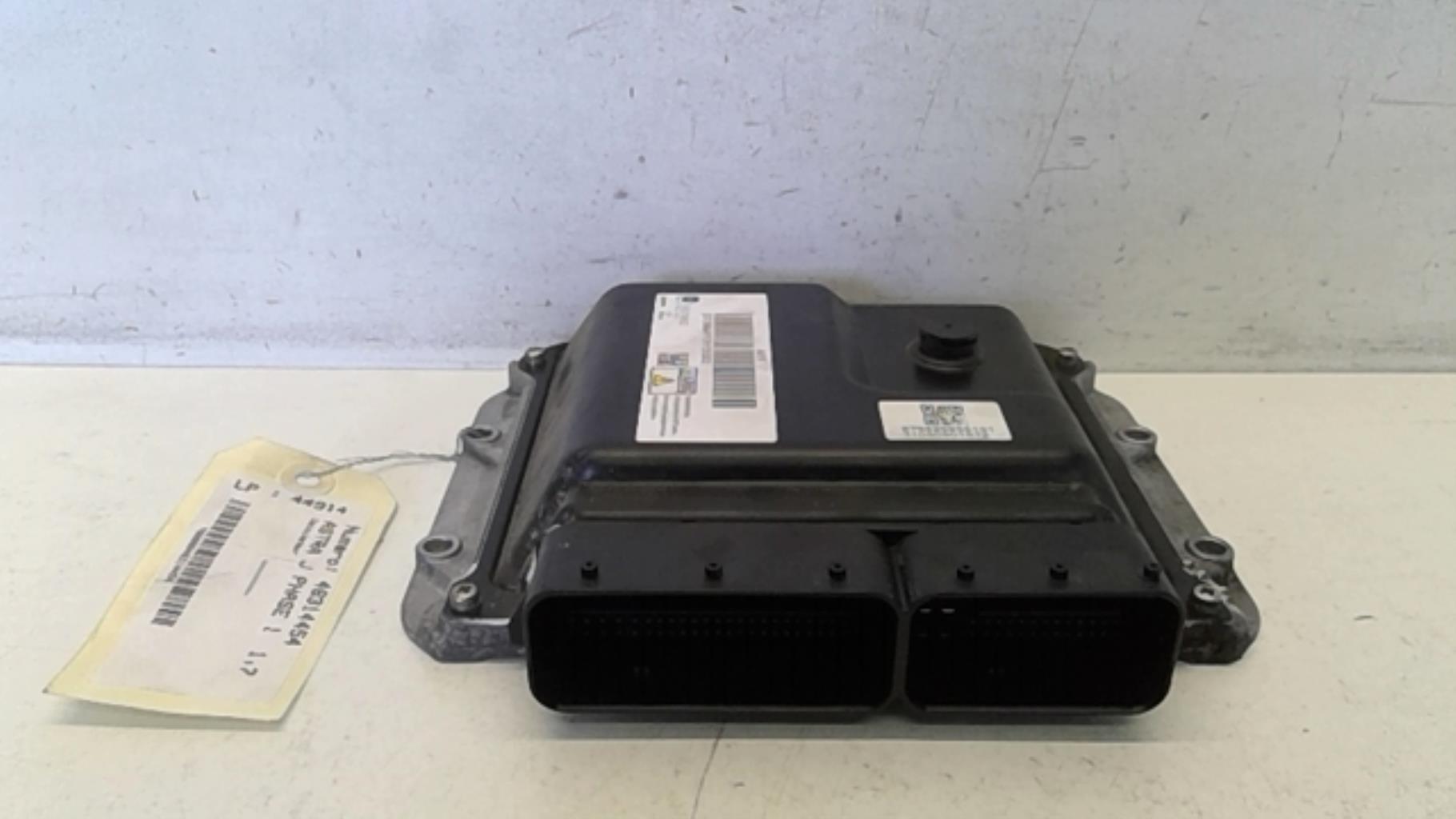 Calculateur OPEL ASTRA J PHASE 1 Diesel - 1