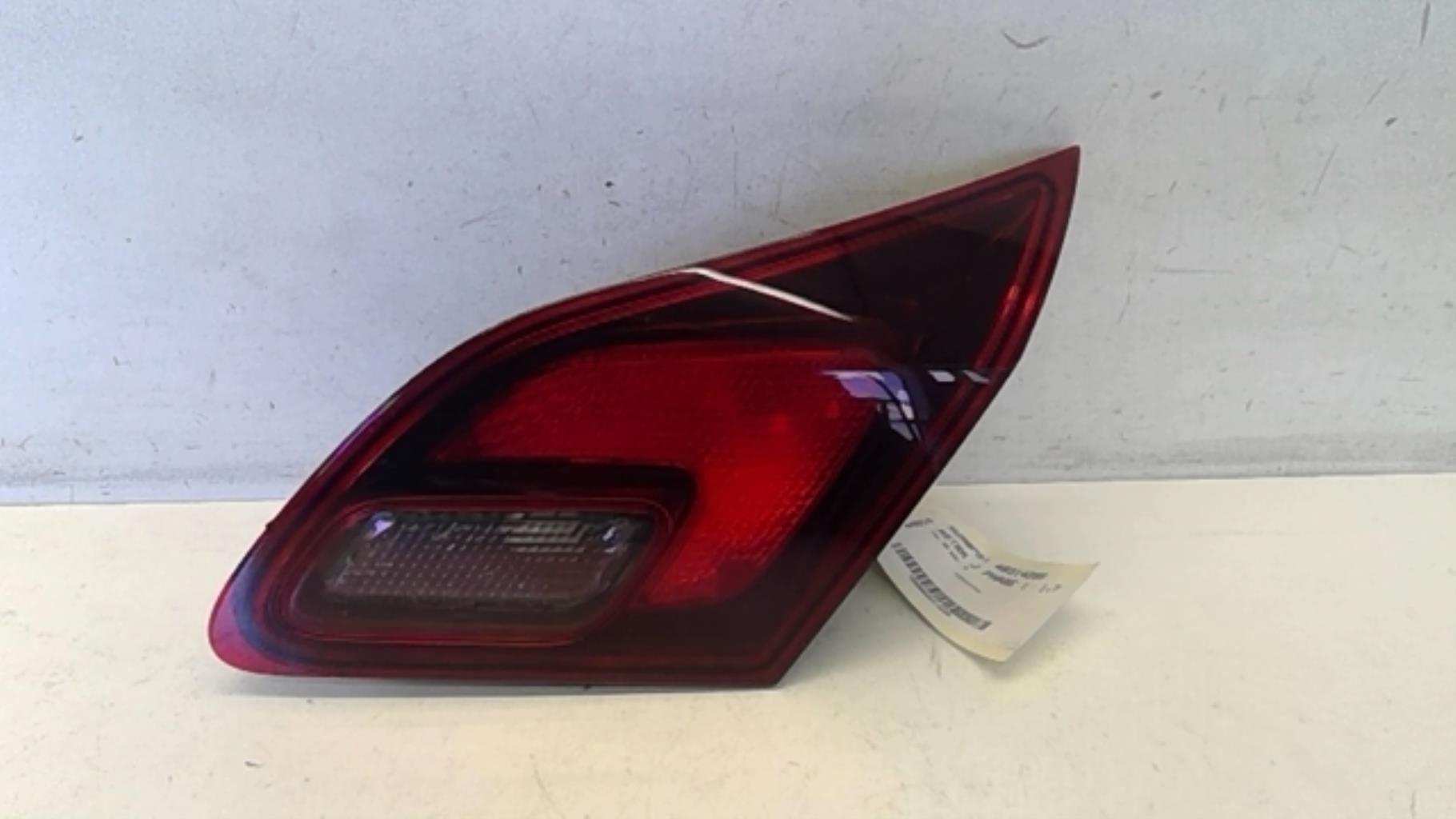 Feu arriere secondaire droit (feux) OPEL ASTRA J PHASE 1 Diesel - 1