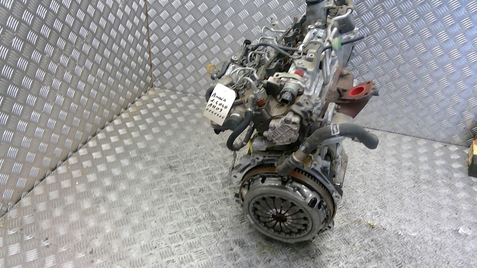 Moteur TOYOTA AURIS 1 PHASE 1 Diesel - 1
