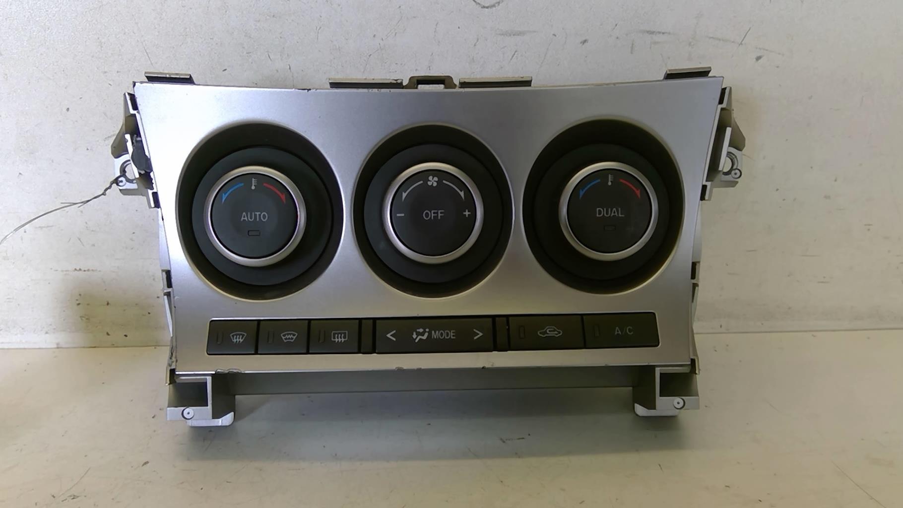 Commande chauffage MAZDA 3 2 PHASE 1 Essence - 1