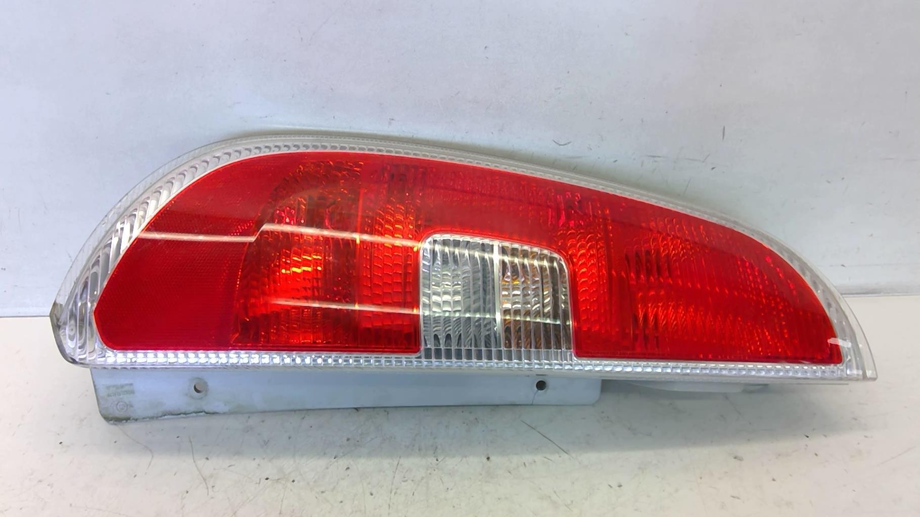 Fanale posteriore principale sinistro (luci) SKODA ROOMSTER PHASE 2 Diésel - 1