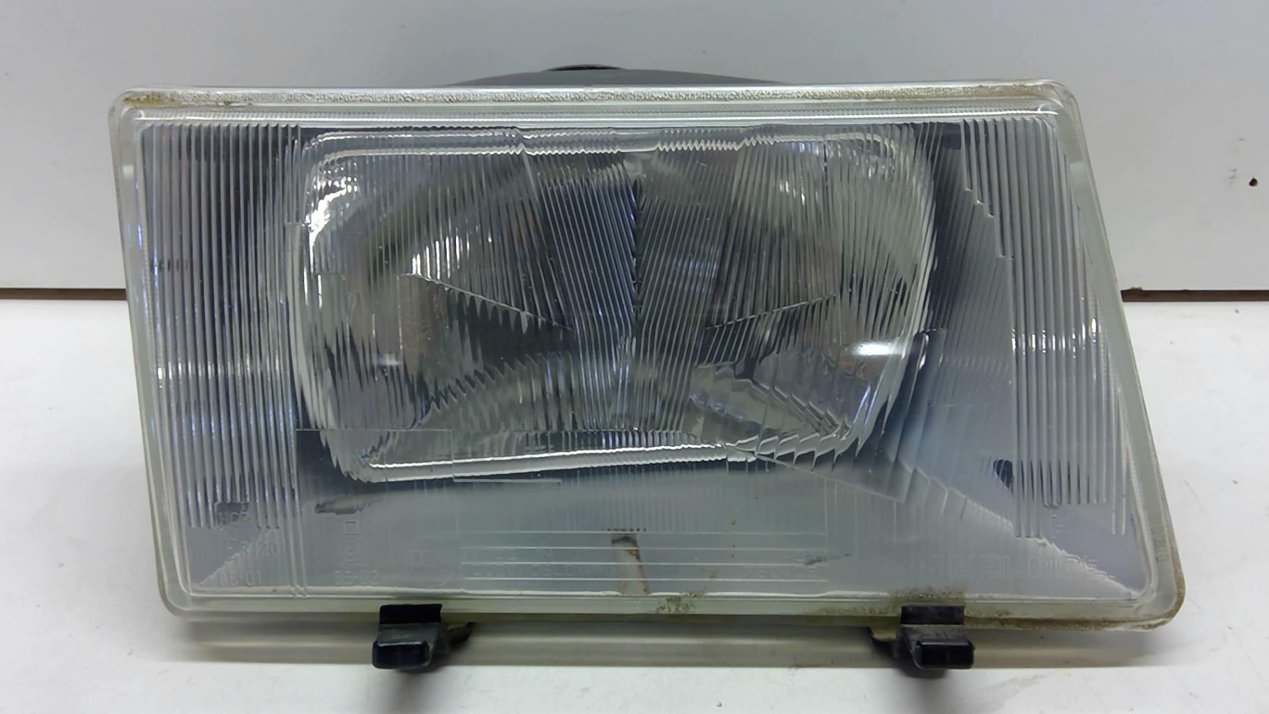 Gruppo ottico anteriore principale destro (luci)(faro) LADA SAMARA  - 1