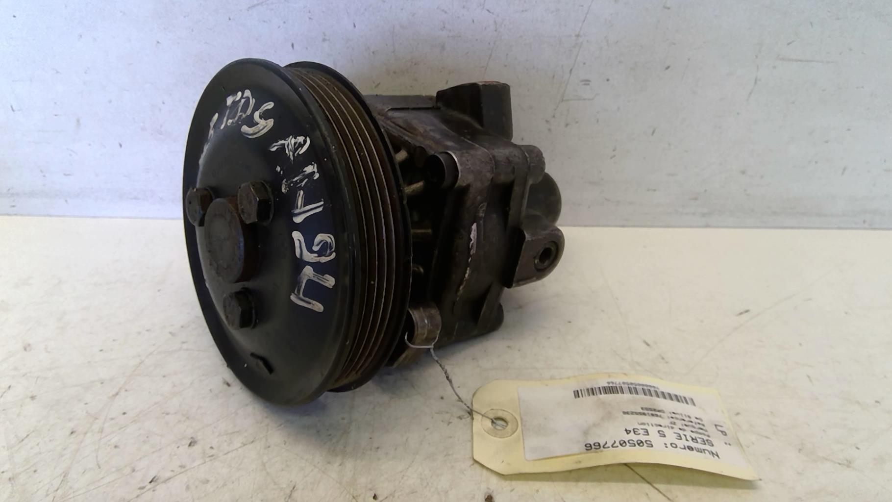 Pompe de direction BMW SERIE 5 E34  - 1