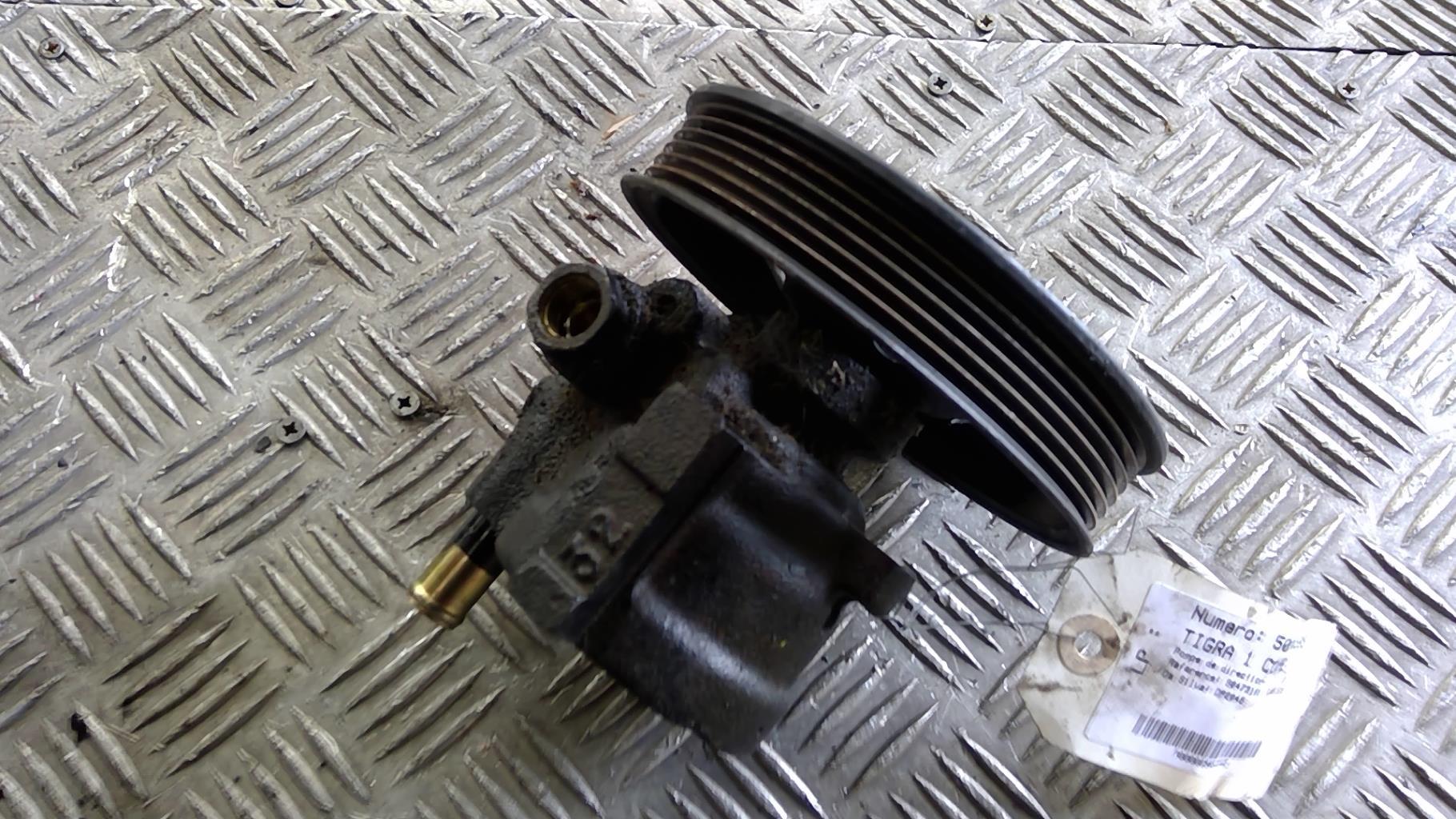 Pompe de direction OPEL TIGRA 1 COUPE  - 1