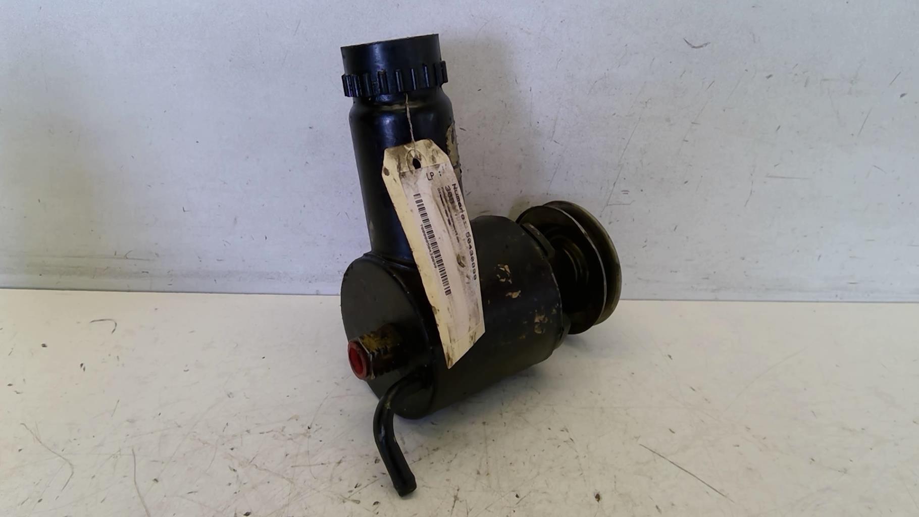 Pompe de direction PEUGEOT 309  - 1
