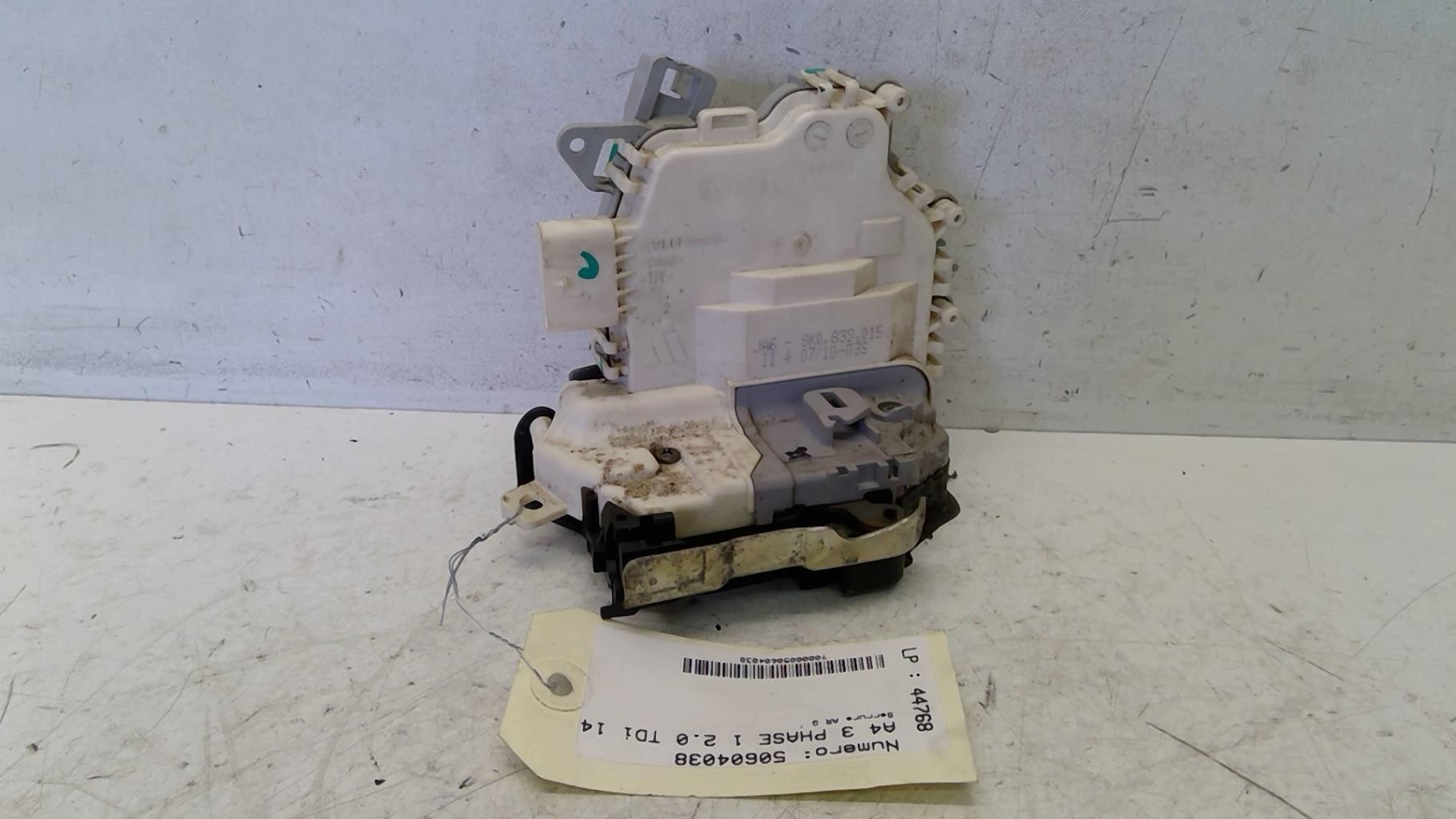Serratura posteriore sinistra AUDI A4 3 PHASE 1 Diésel - 1