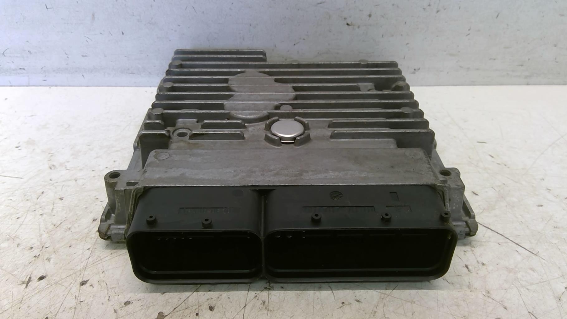 Centralina motore VOLKSWAGEN POLO 5 PHASE 1 Diésel - 1
