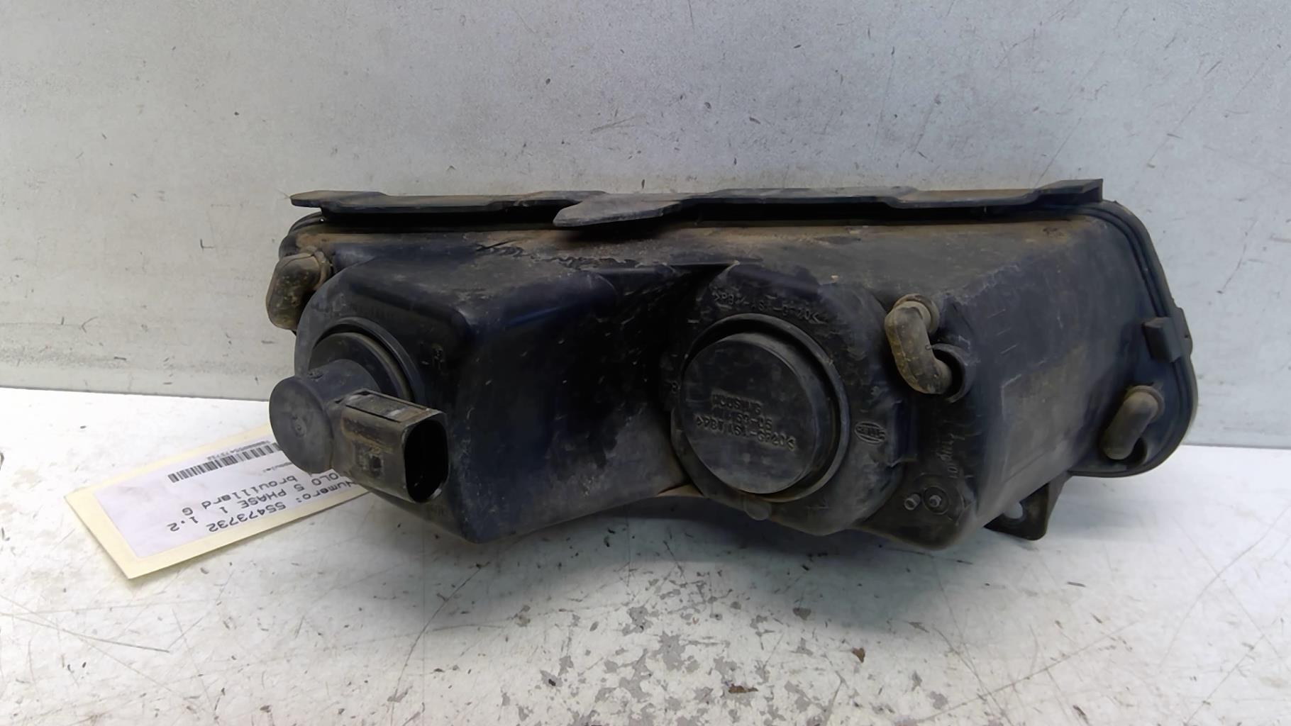 Fendinebbia sinistro (luce) VOLKSWAGEN POLO 5 PHASE 1 Gasolina - 1