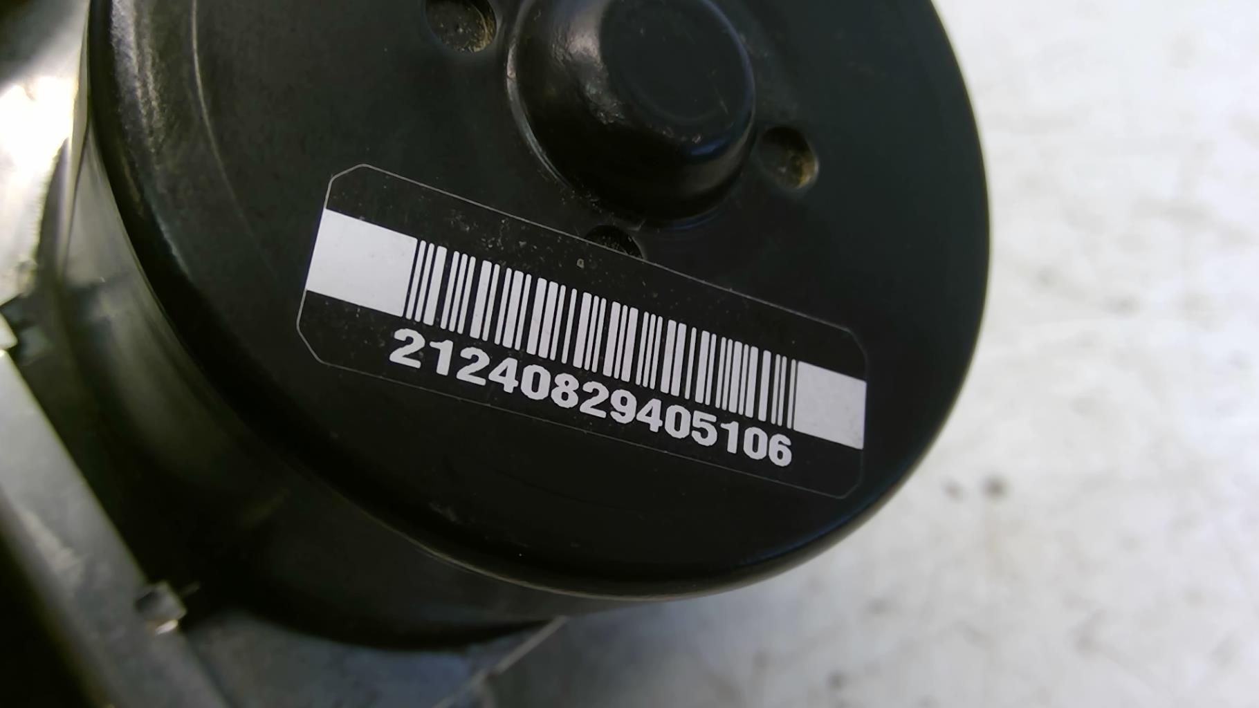 Blocco ABS (antibloccaggio freni) VOLKSWAGEN GOLF 6 Diésel - 1