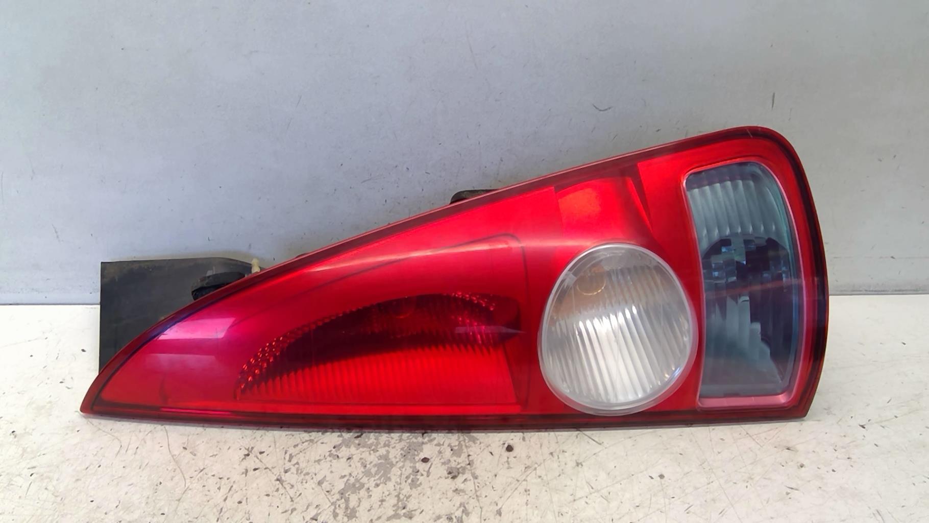 Fanale posteriore principale destro (luci) RENAULT ESPACE 4 PHASE 1 Diésel - 1