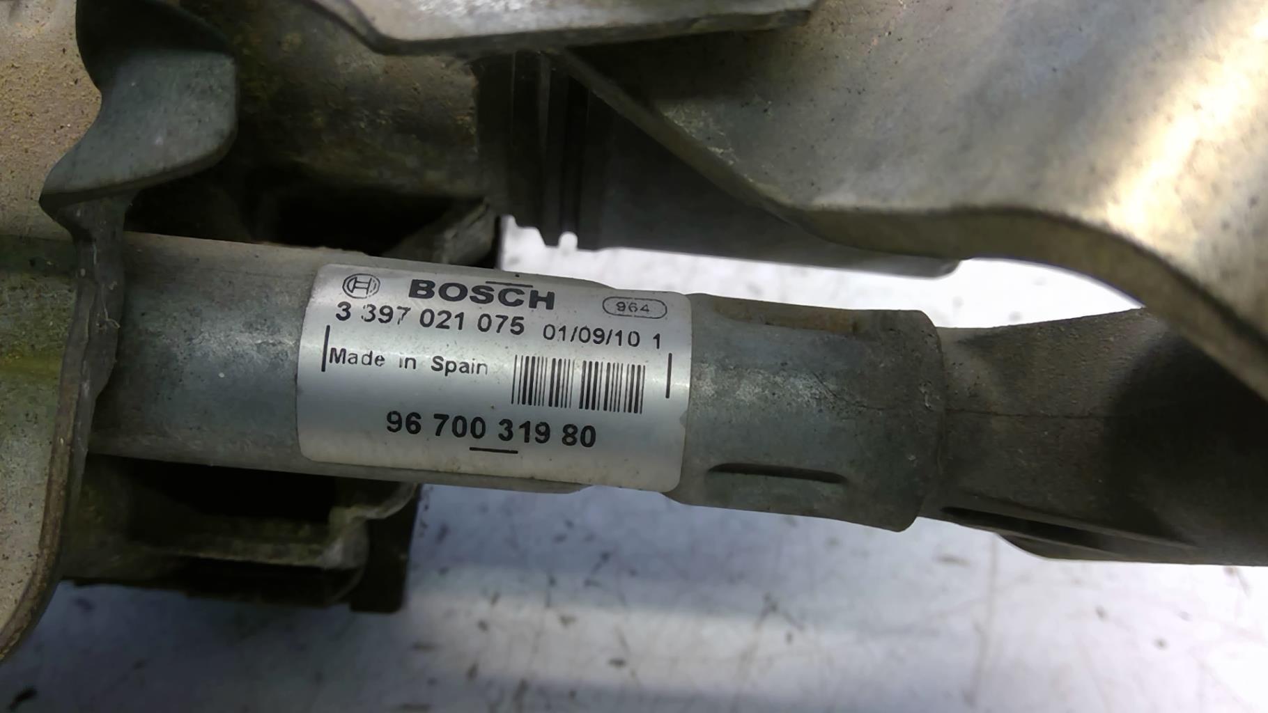 Motore tergicristallo anteriore sinistro PEUGEOT 407 PHASE 2 Diésel - 1