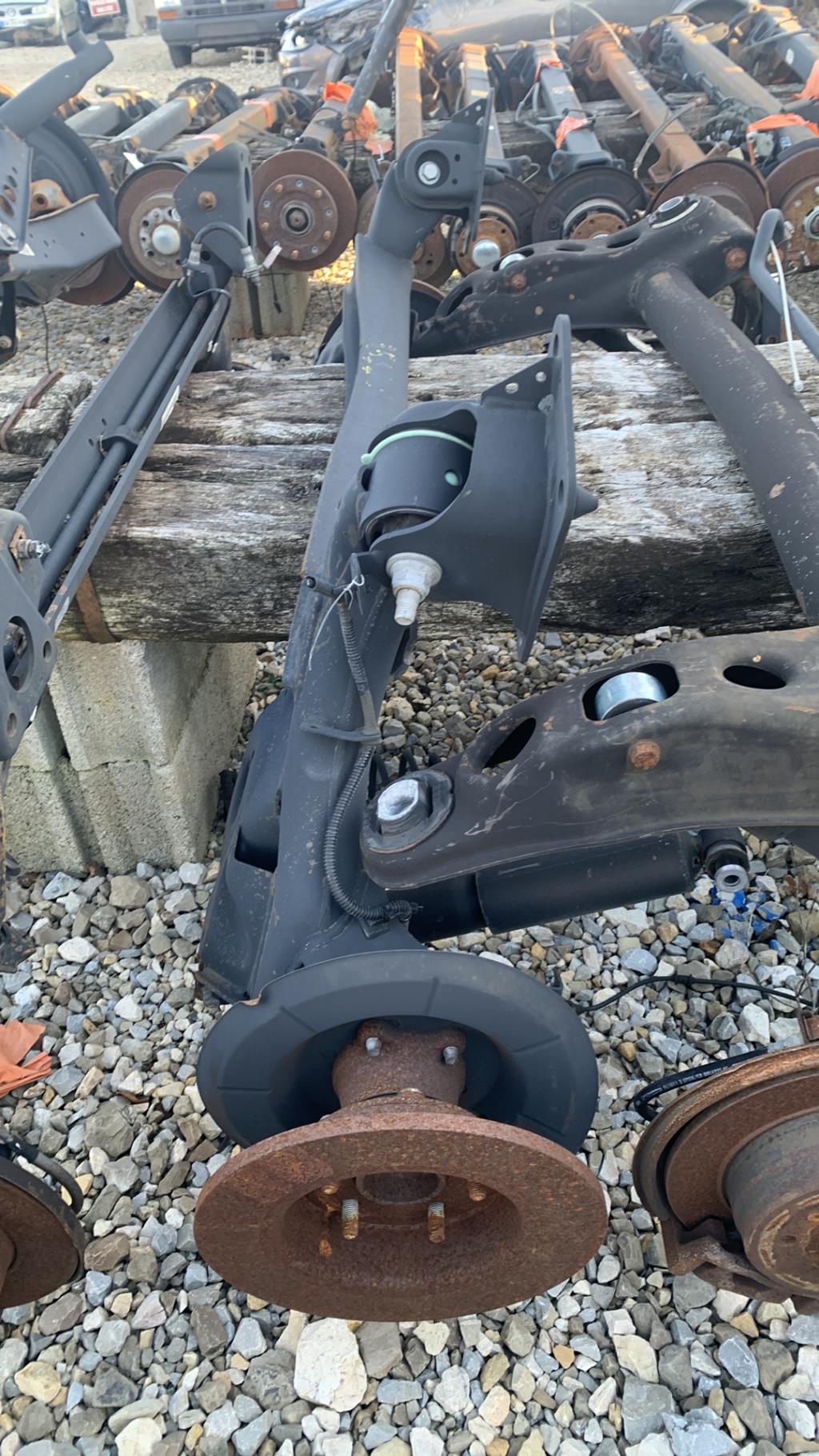 Train arriere complet FORD TRANSIT CONNECT 2 PHASE 1 Diesel - 1