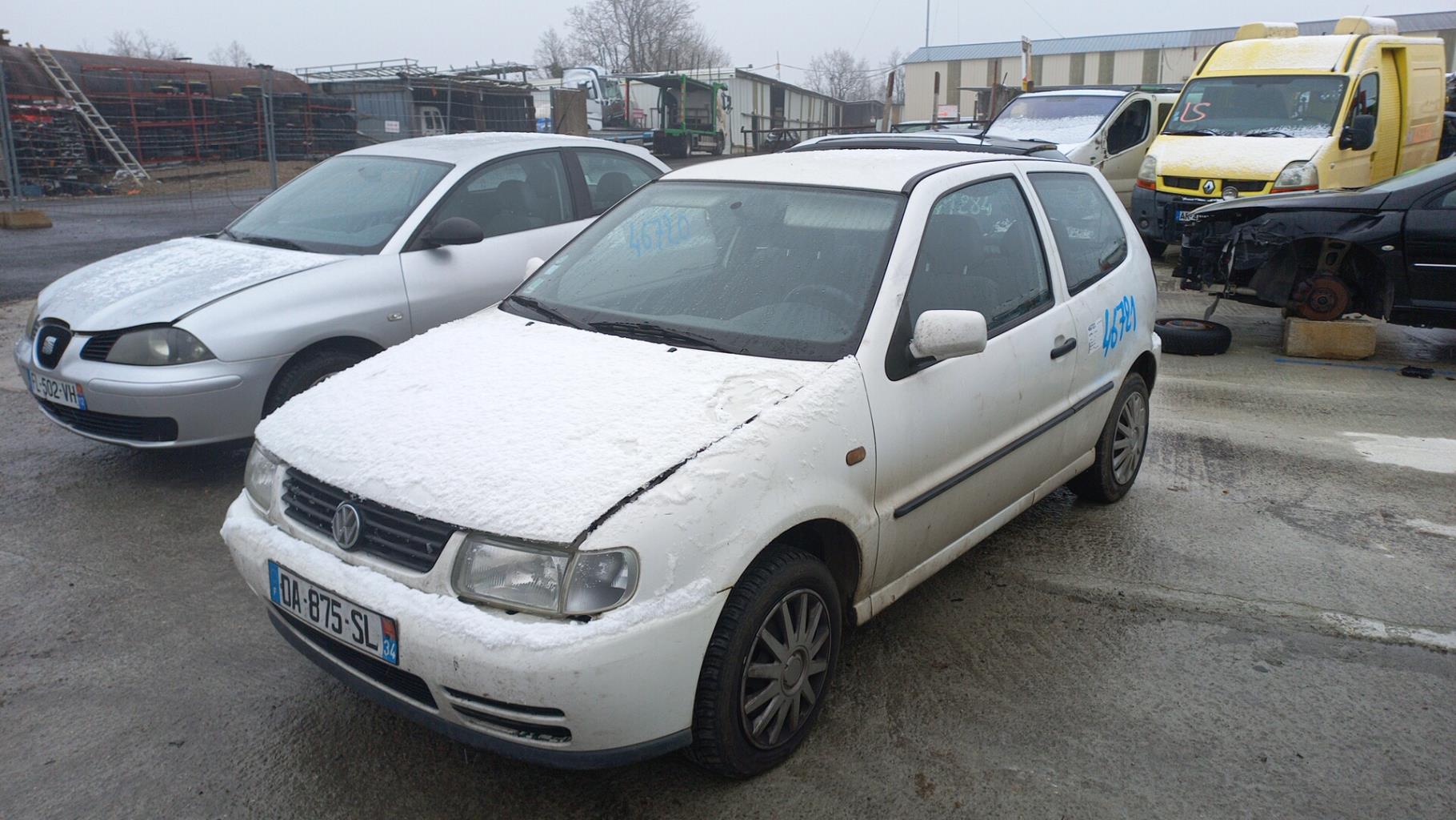 Specchietto retrovisore sinistro VOLKSWAGEN POLO 3 PHASE 1 Gasolina - 1
