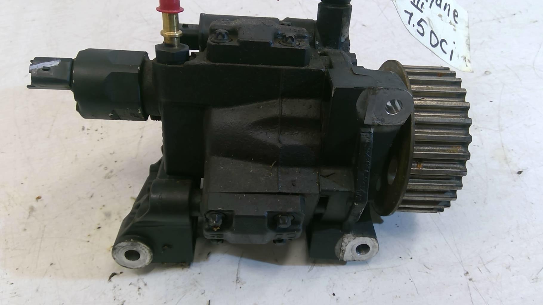 Pompe à injection RENAULT MEGANE 3  - 1