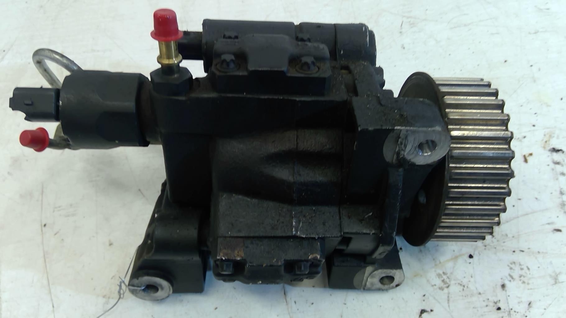 Pompe à injection RENAULT MEGANE 2 PHASE 2 Diesel - 1